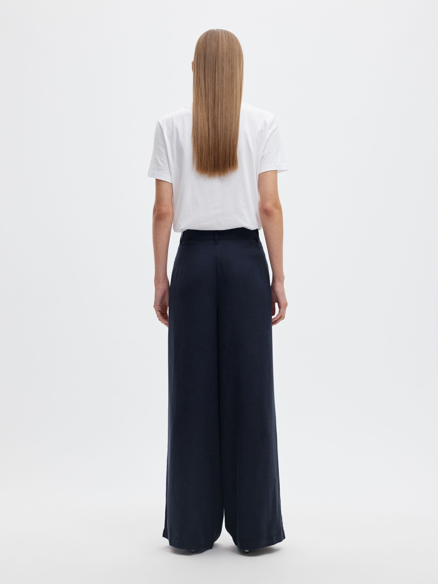 PLEATED WIDE-LEG TROUSERS