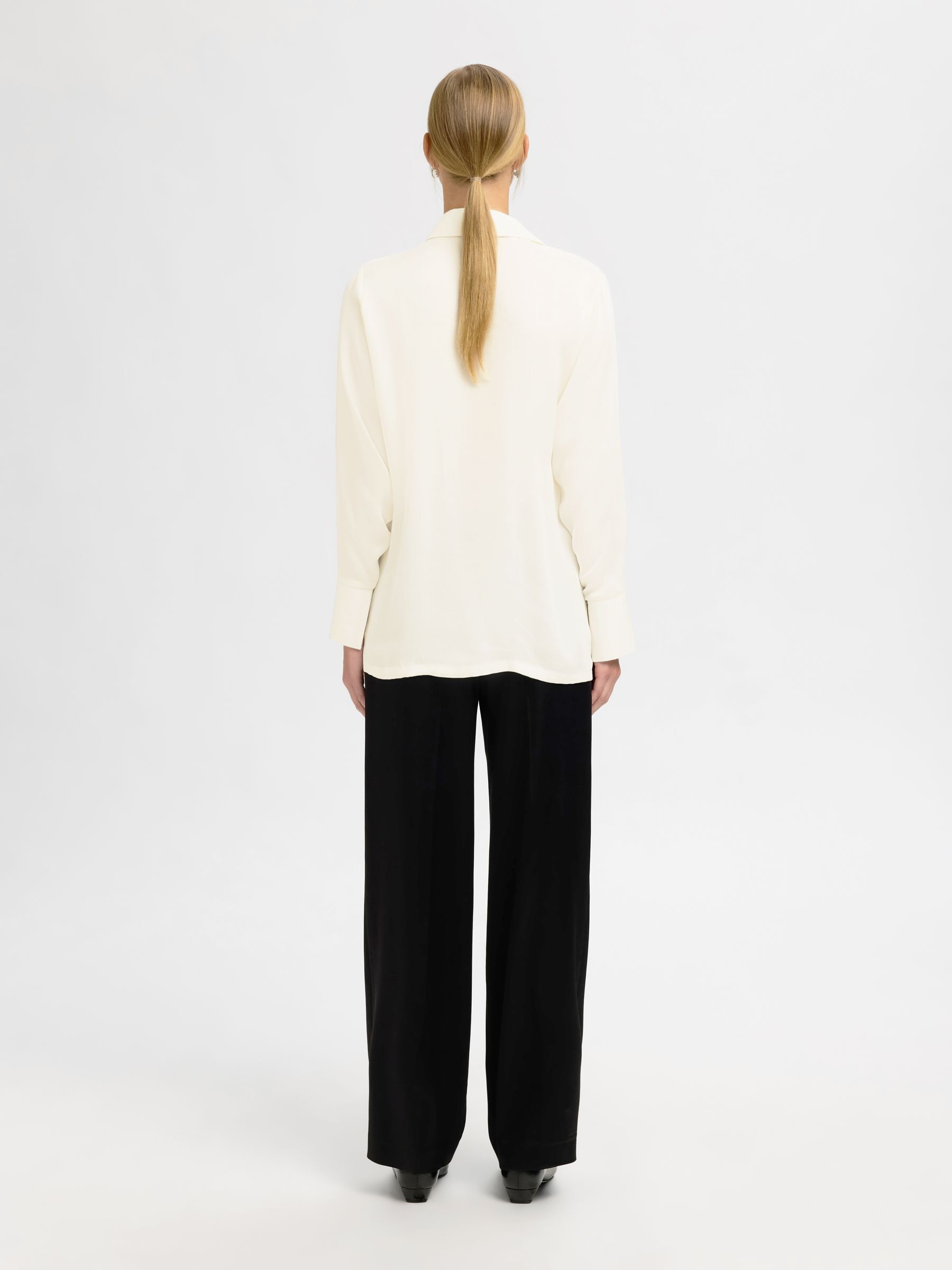ASYMMETRIC LONG SLEEVED SHIRT