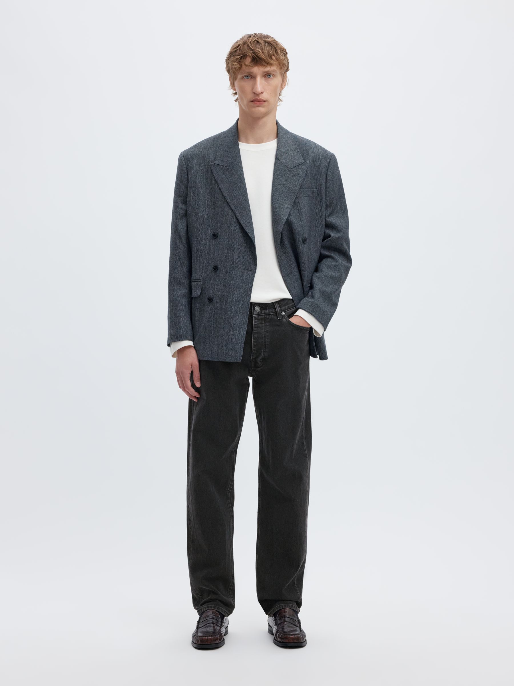 196 STRAIGHT FIT JEANS