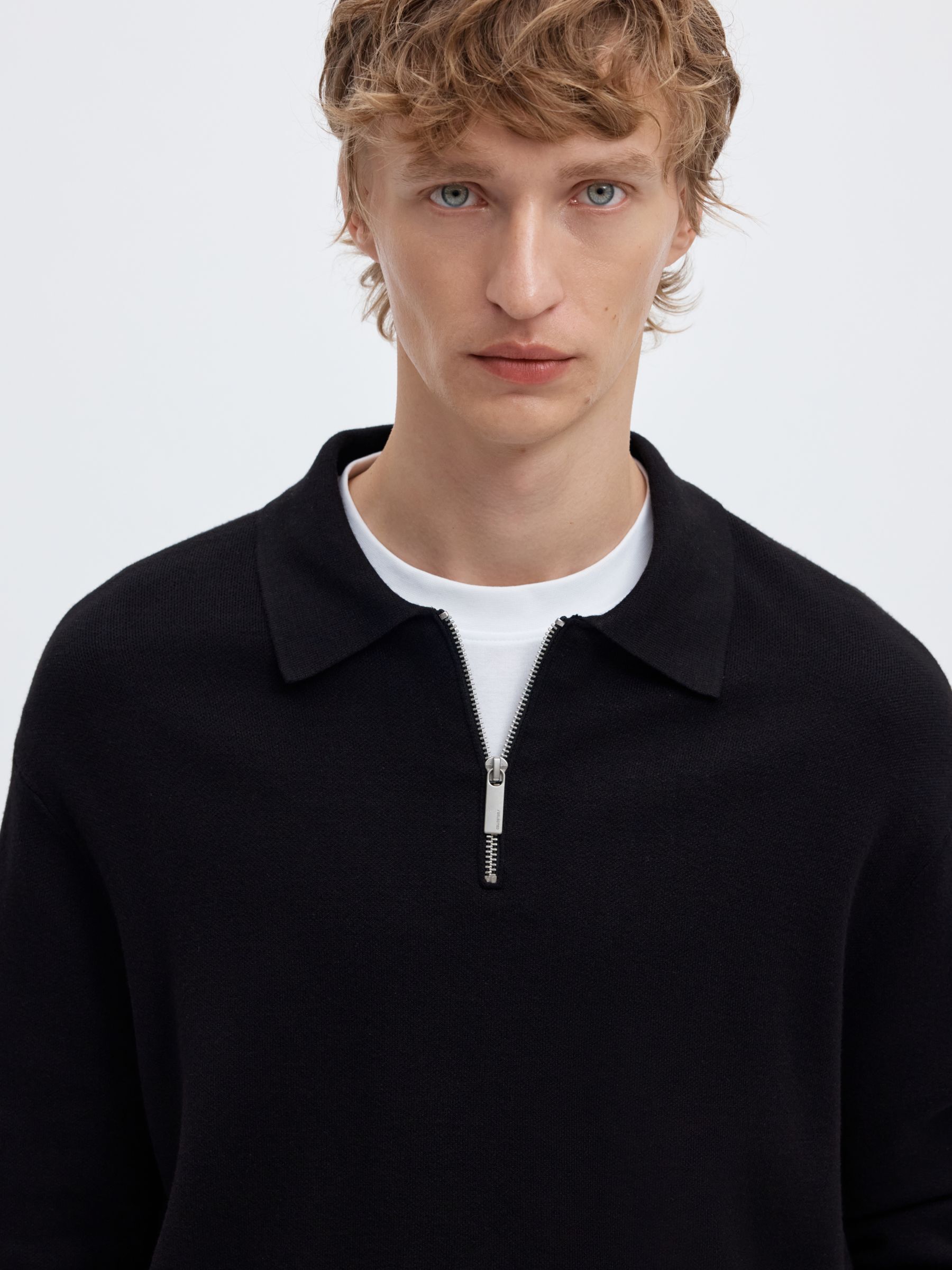 HALF ZIP PULLOVER