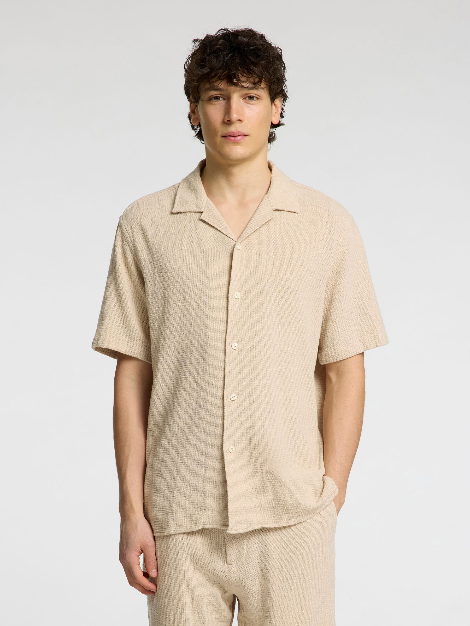 COTTON SHORT SLEEVED SHIRT