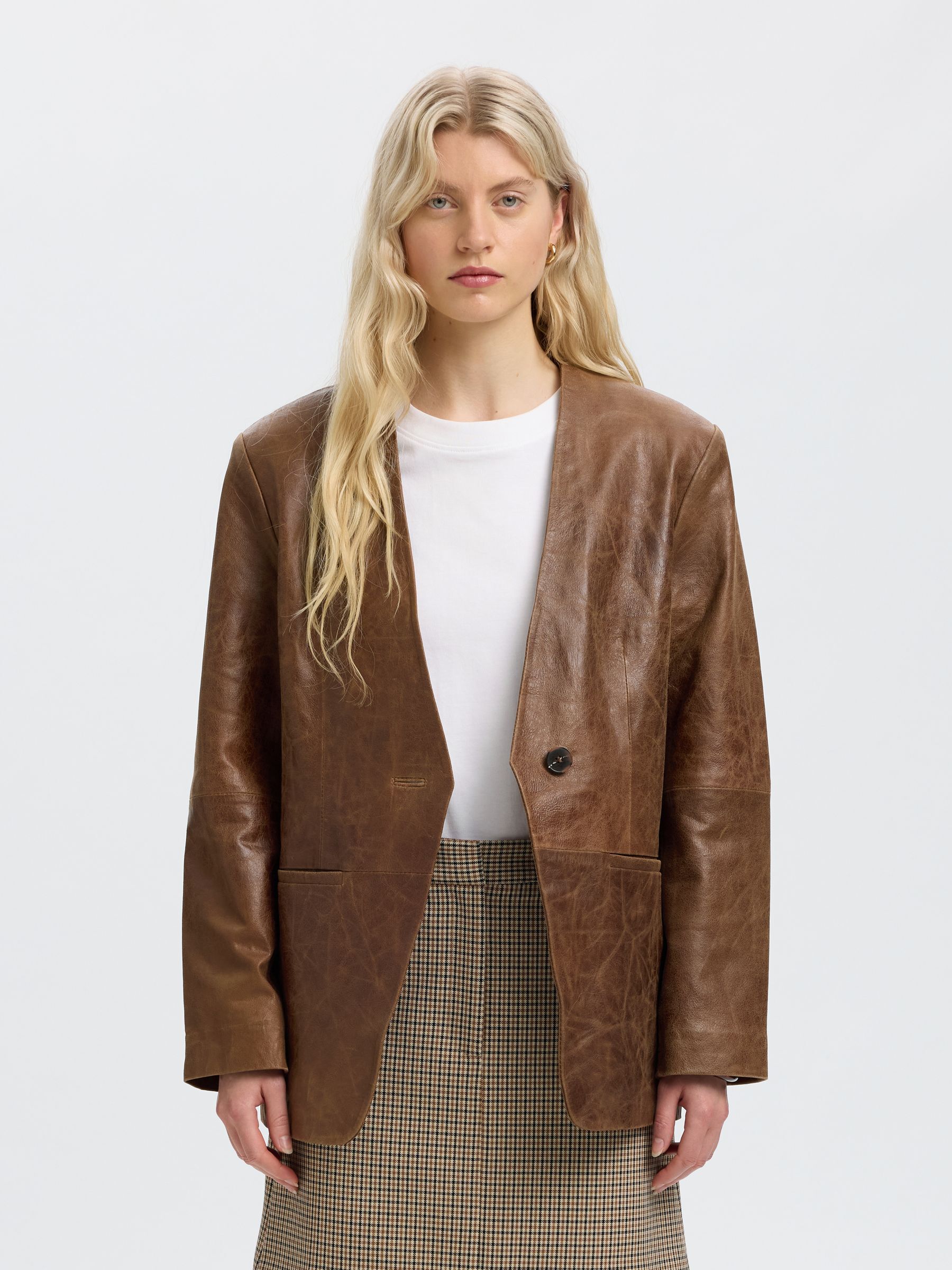 OVERSIZED LEATHER JACKET