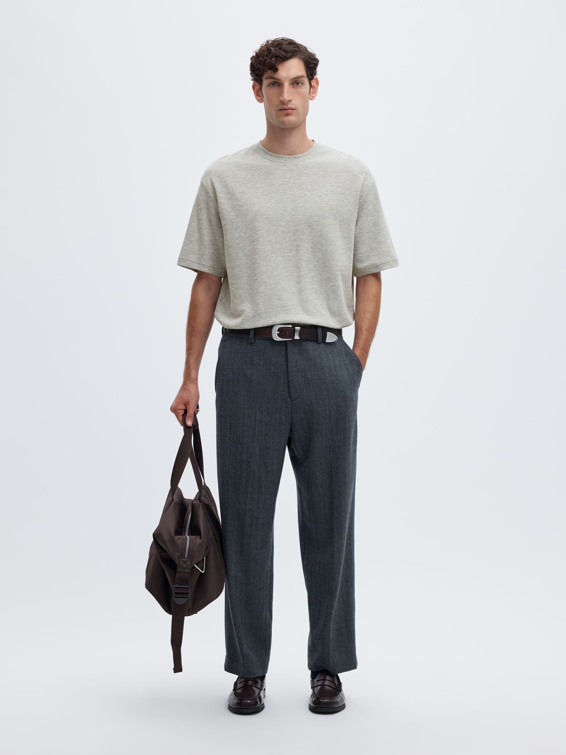 LOOSE FIT T-SHIRT