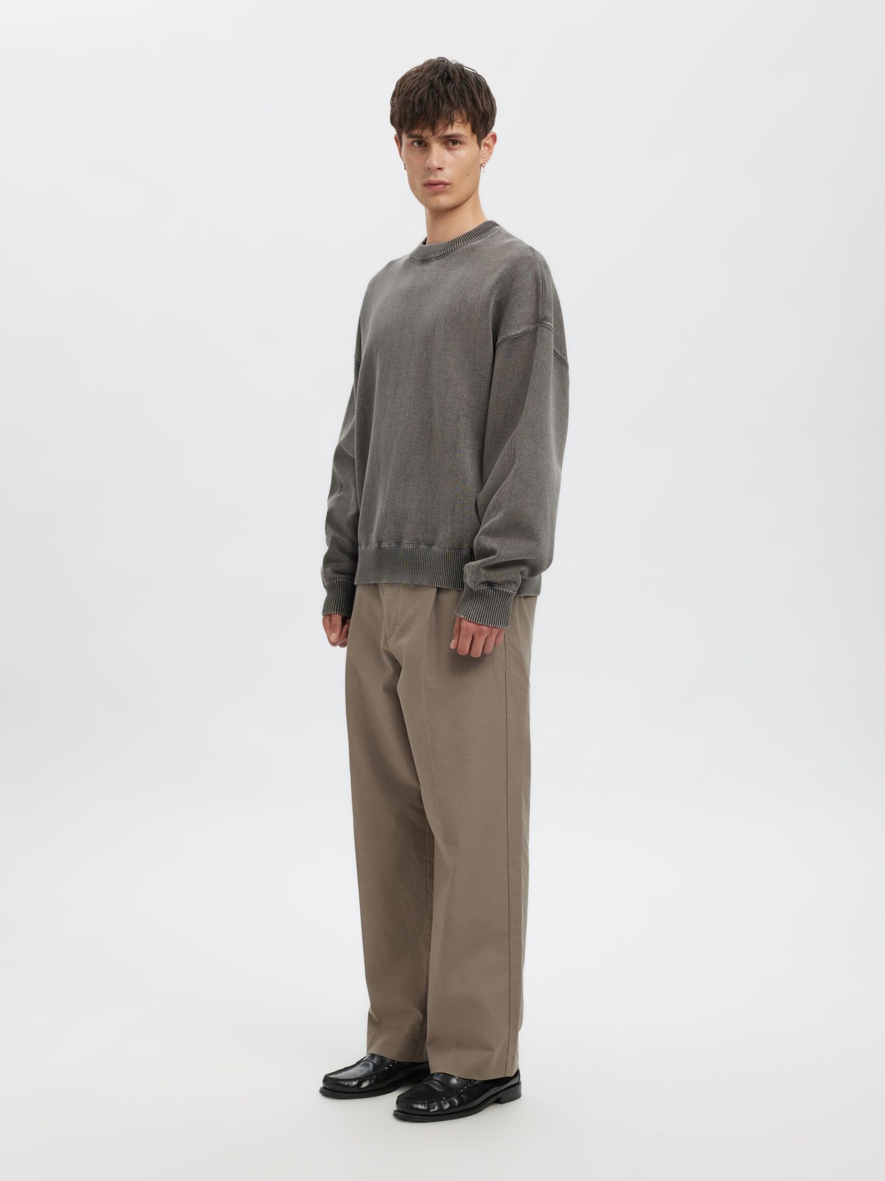 OVERSIZED KNITTED JUMPER