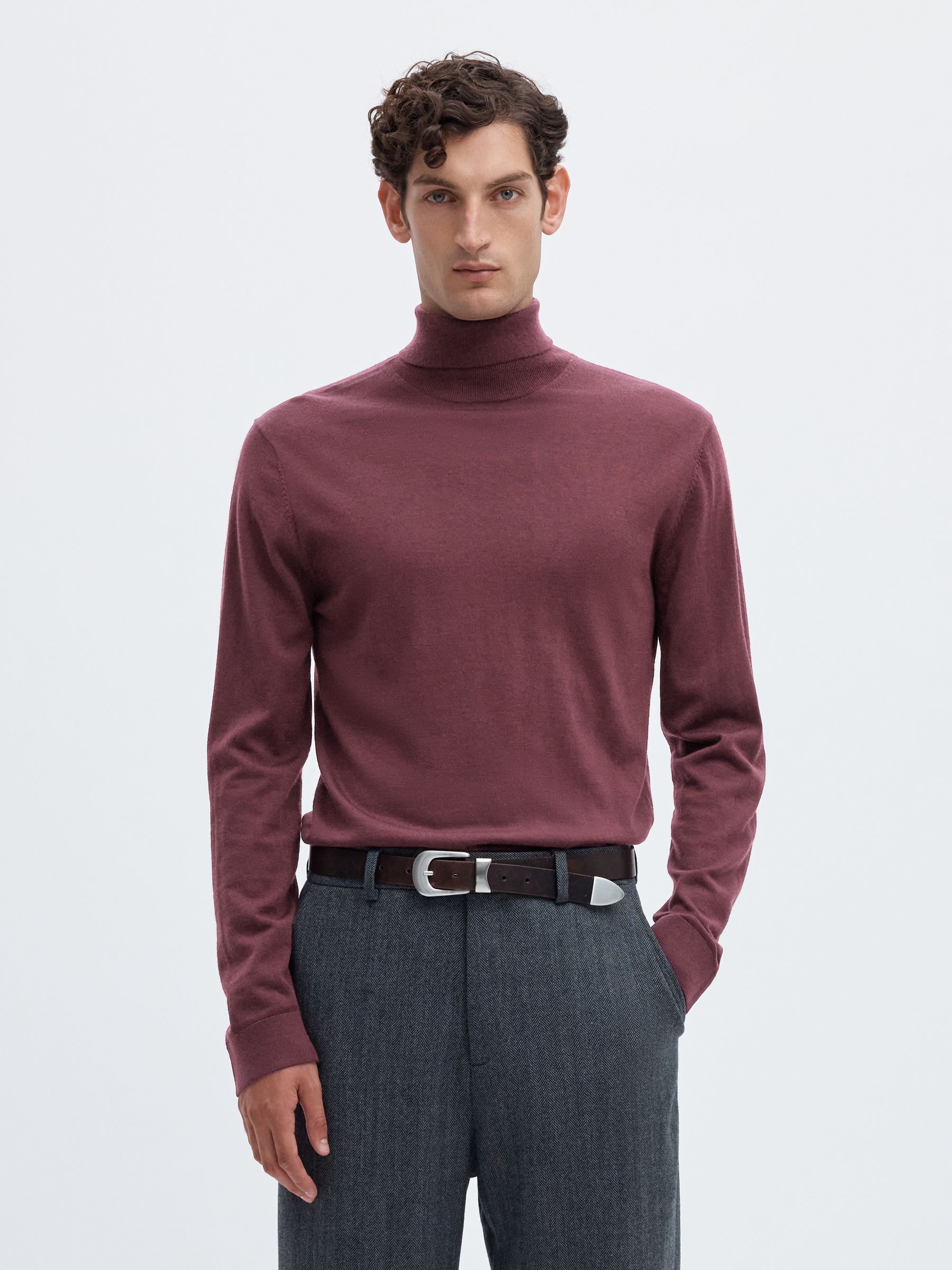 100% MERINO WOOL TURTLENECK