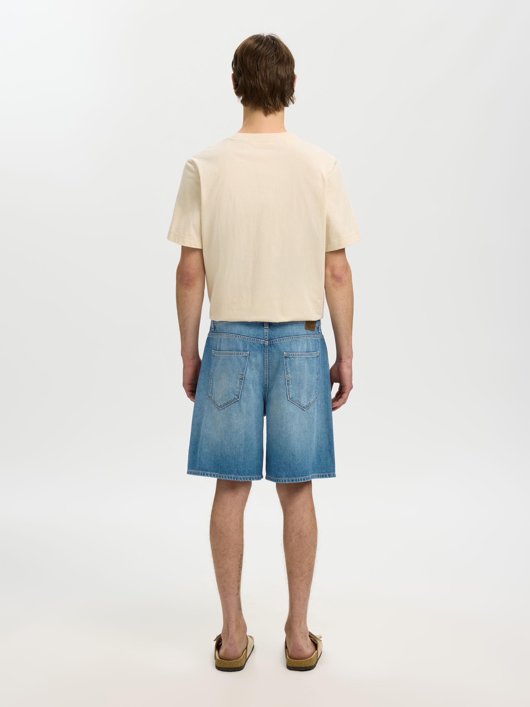 LOOSE FIT DENIM SHORTS