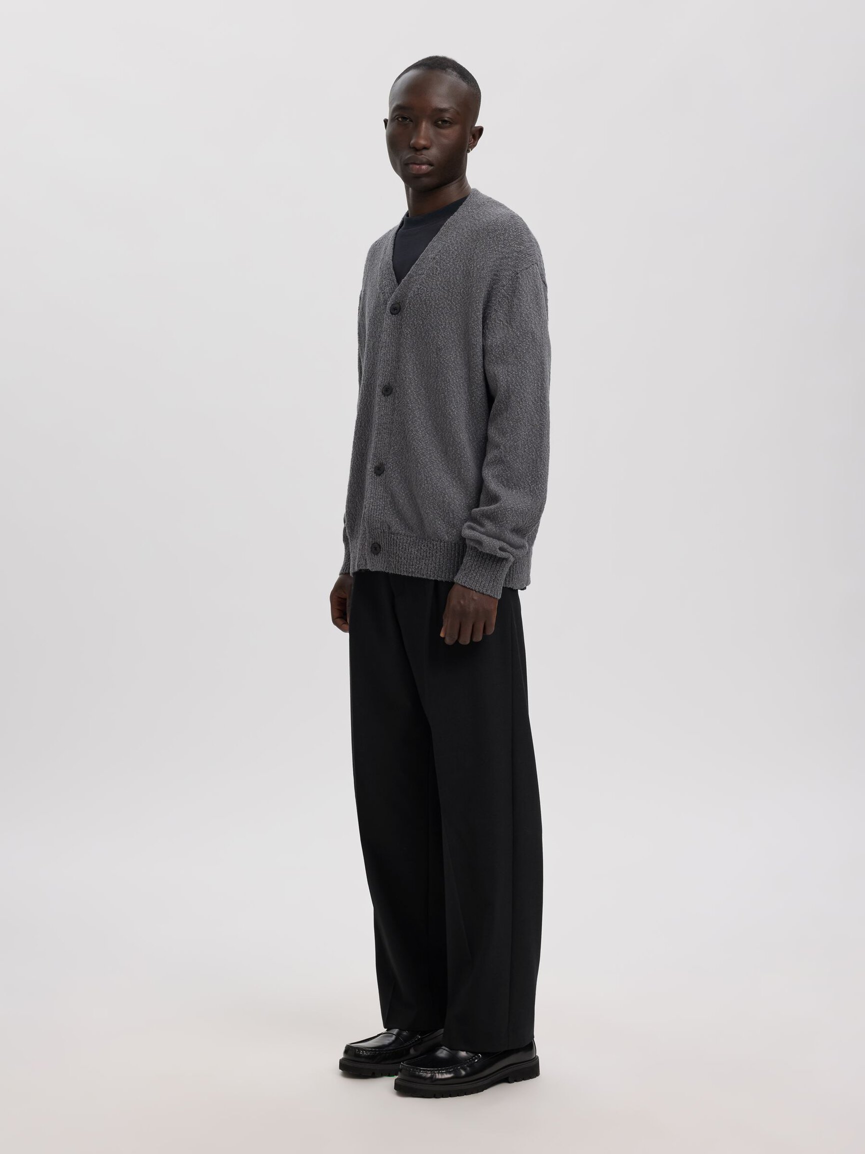 WOOL BLEND LOOSE-FIT TROUSERS