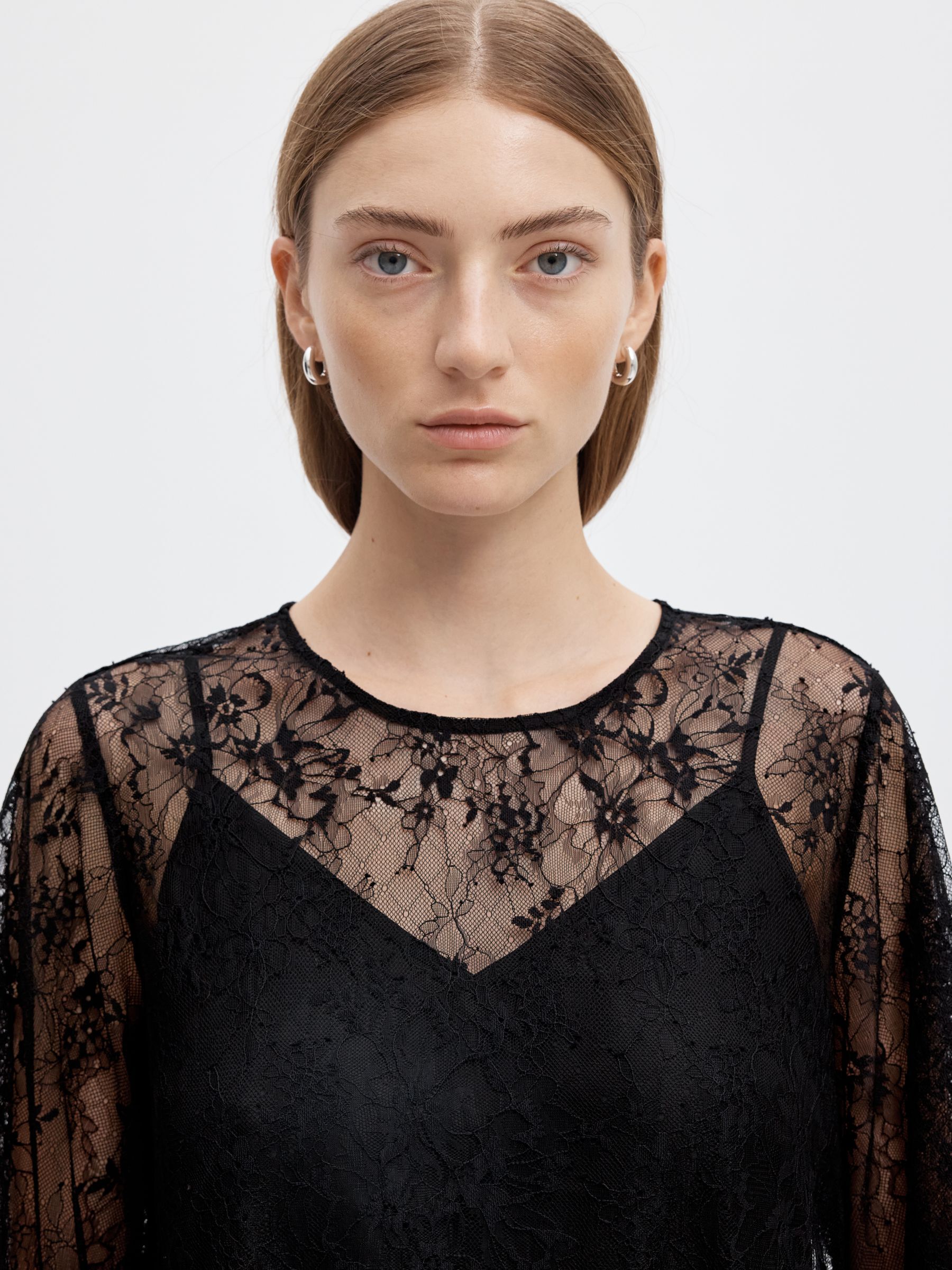 LACE MIDI DRESS