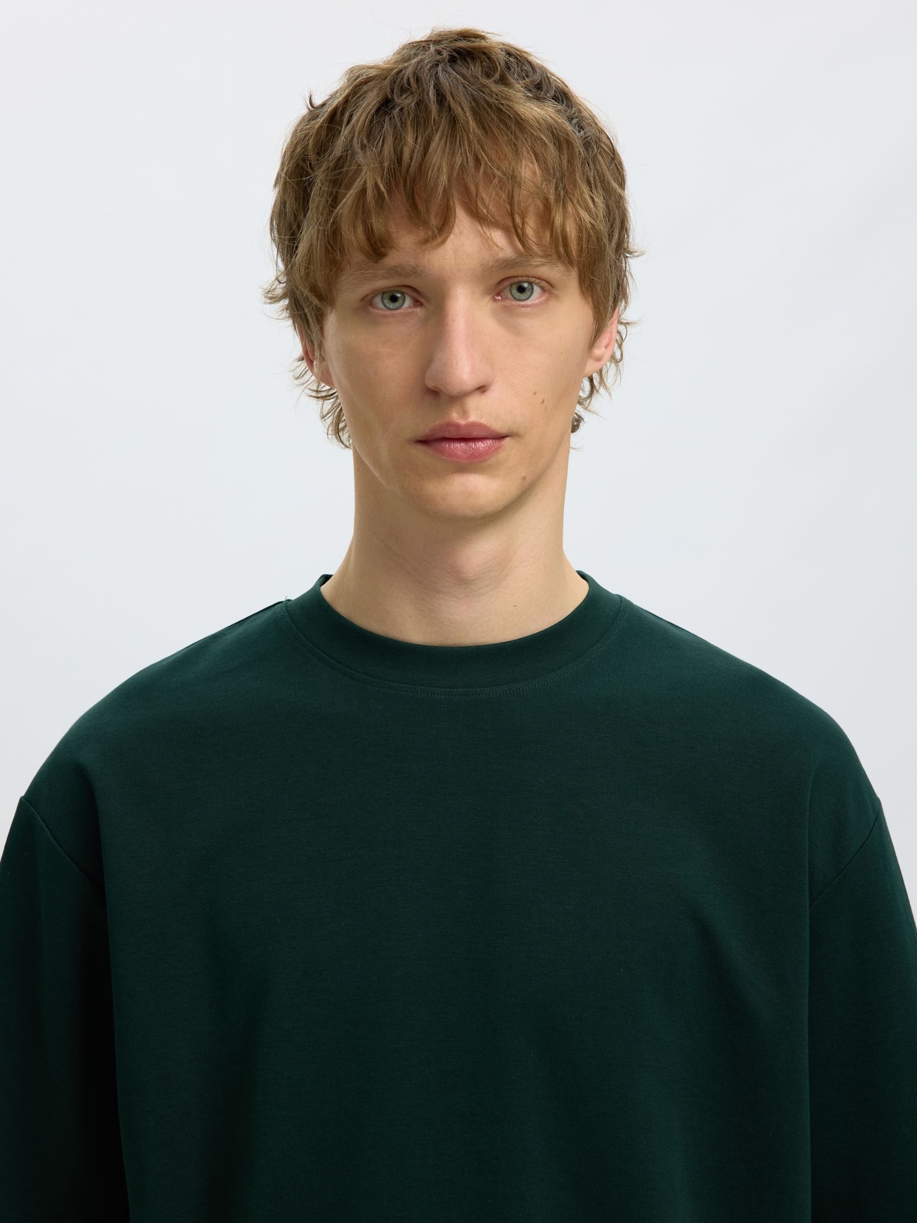 LOOSE FIT T-SHIRT