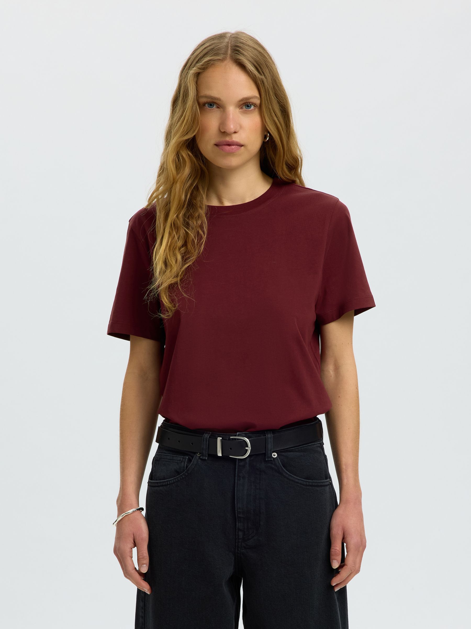 CLASSIC COTTON T-SHIRT