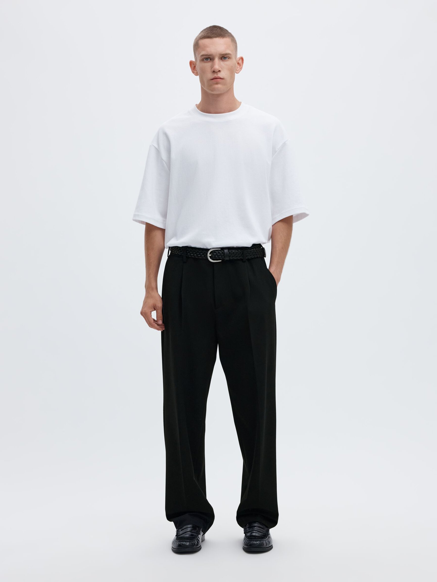 220 LOOSE FIT TROUSERS