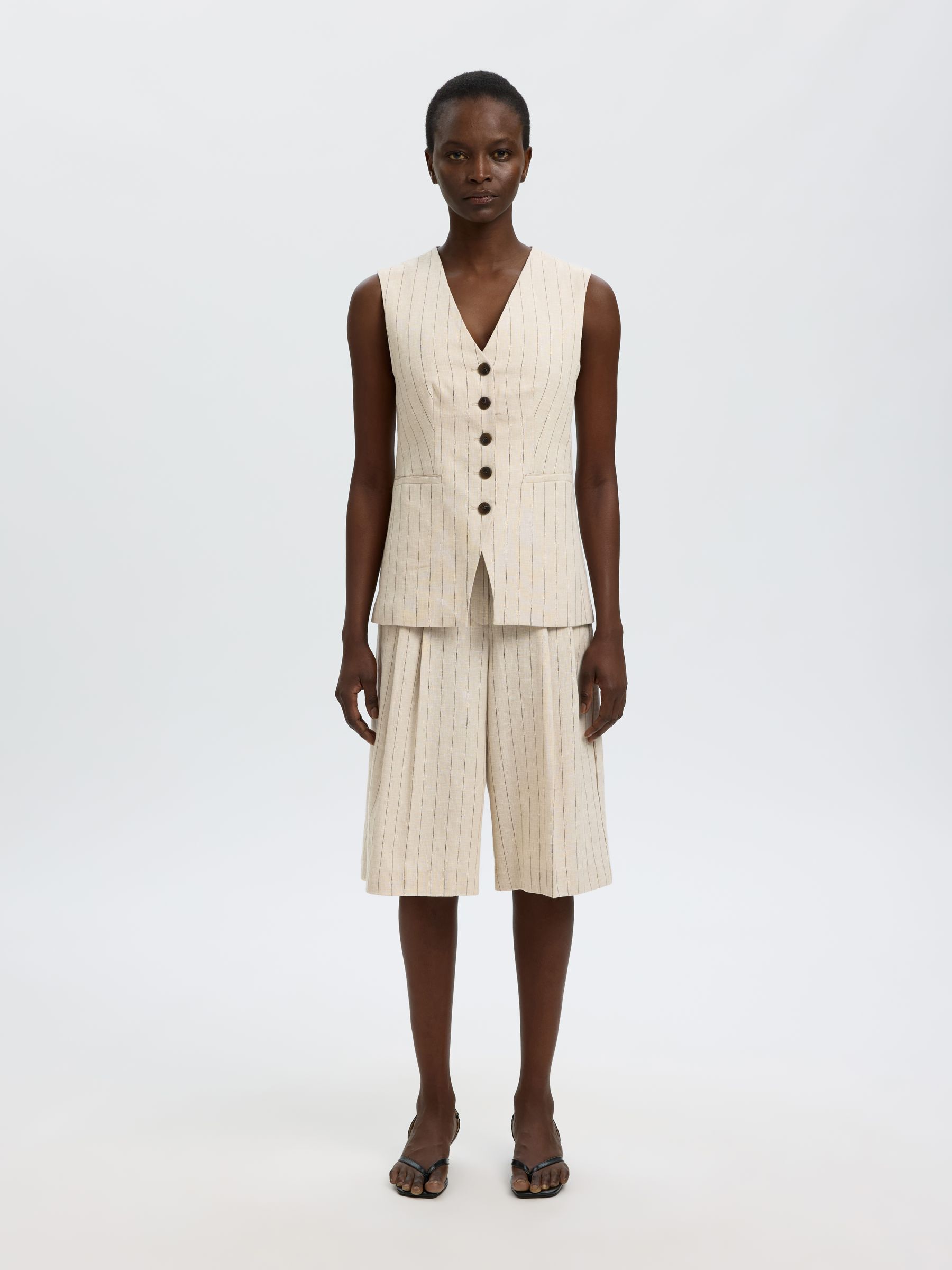 LINEN BLEND VEST