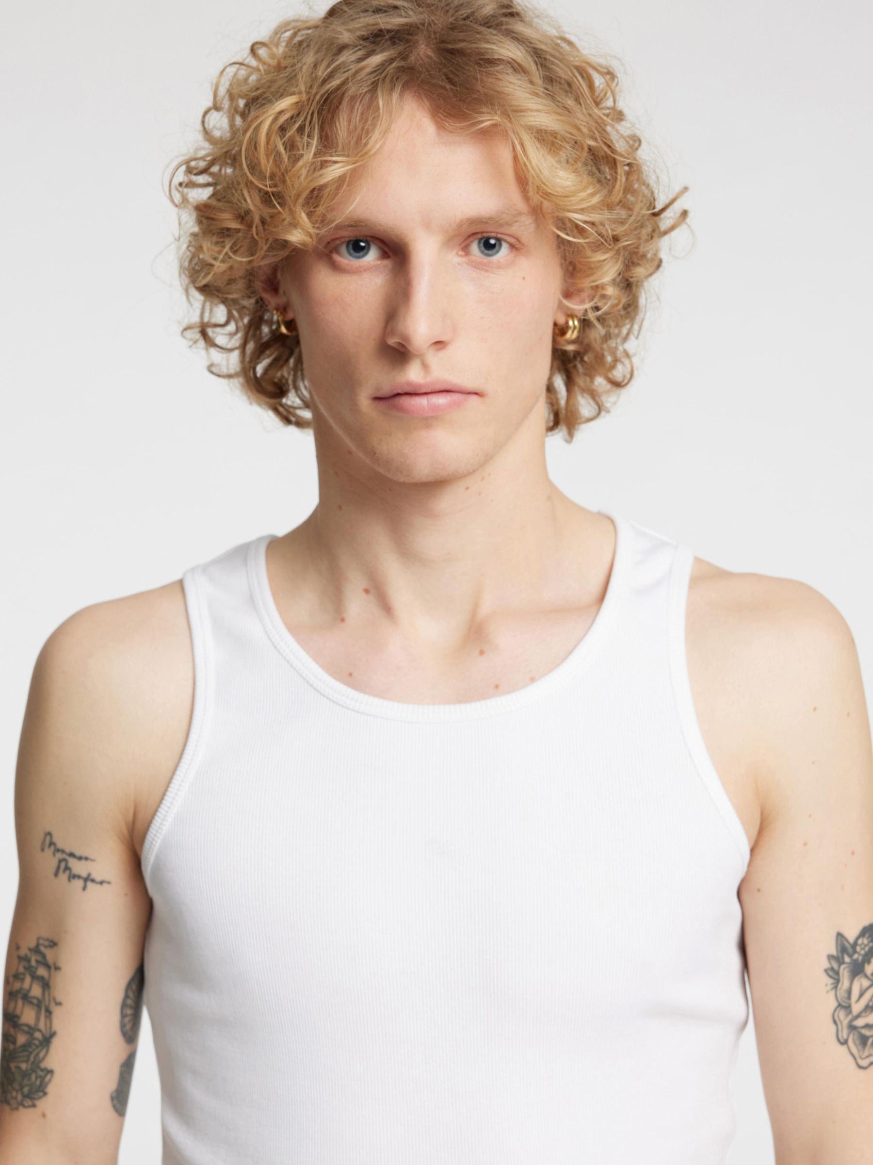 REGULAR FIT TANK TOP