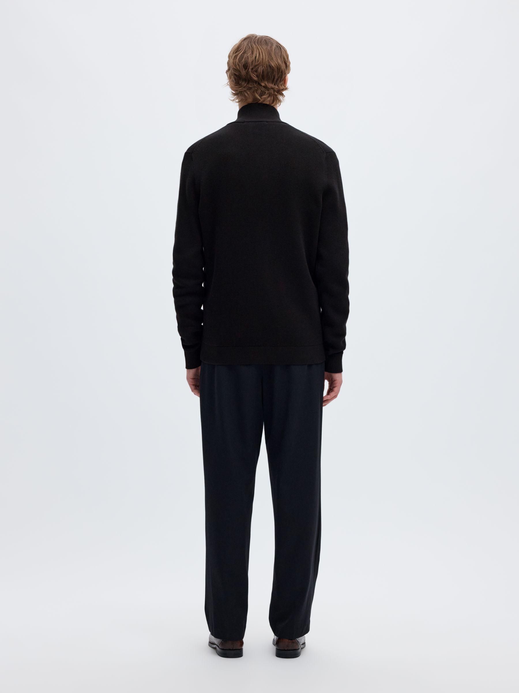ZIPPED HIGH NECK PULLOVER