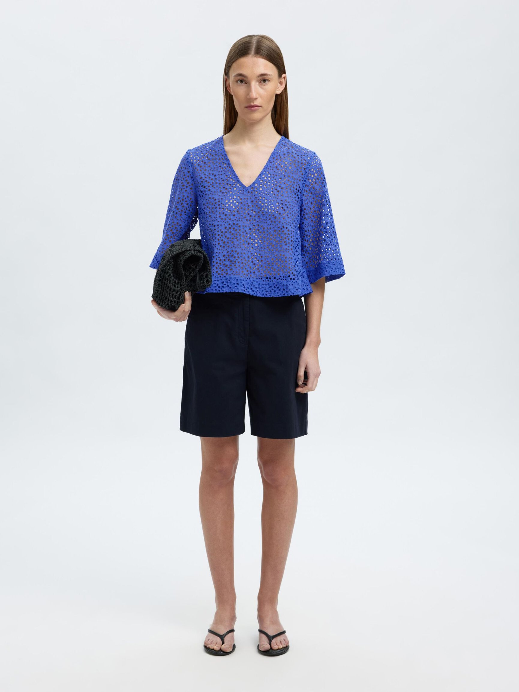 BRODERIE ANGLAISE CROPPED TOP