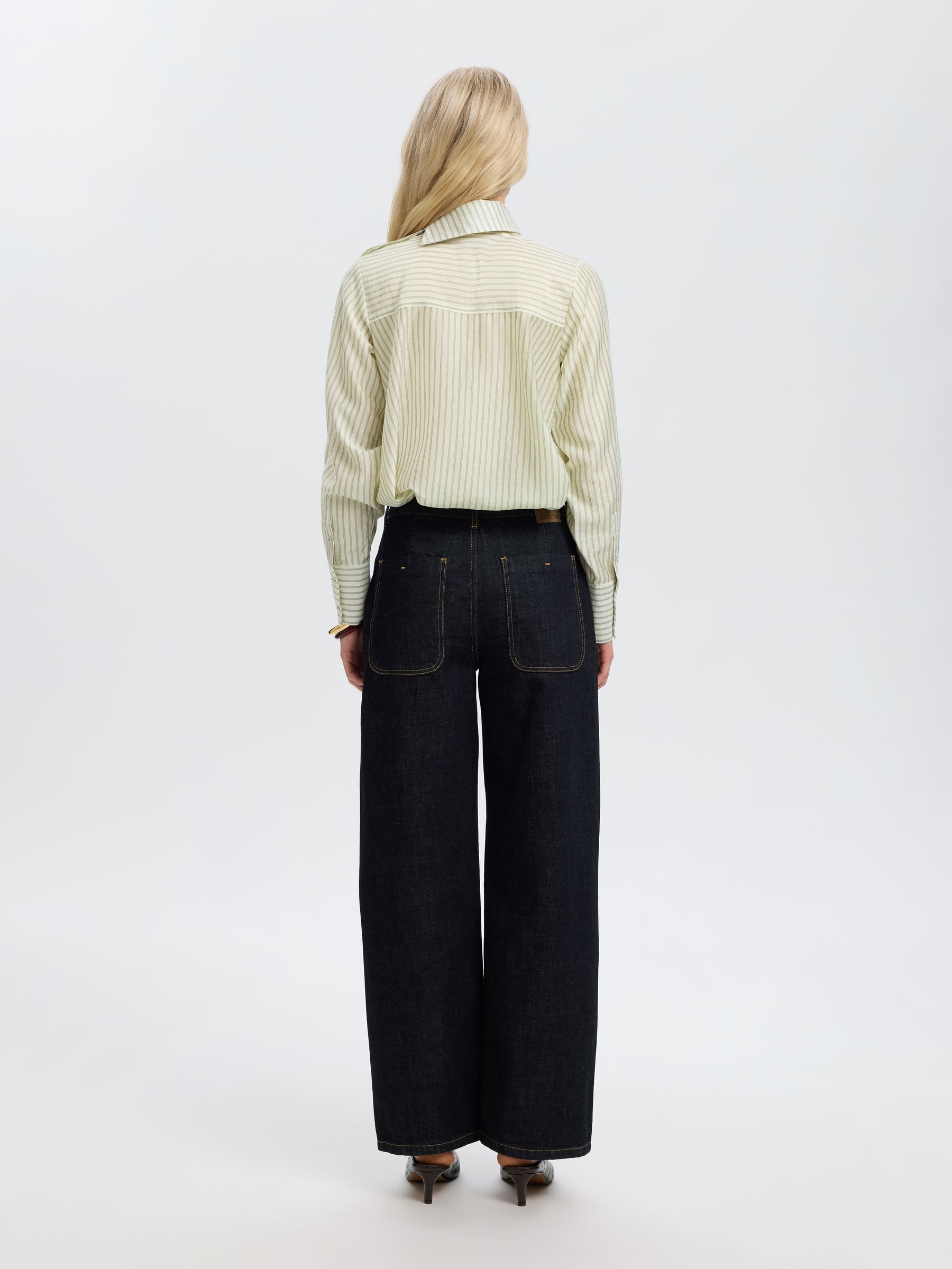 RELAXED FIT BLOUSE
