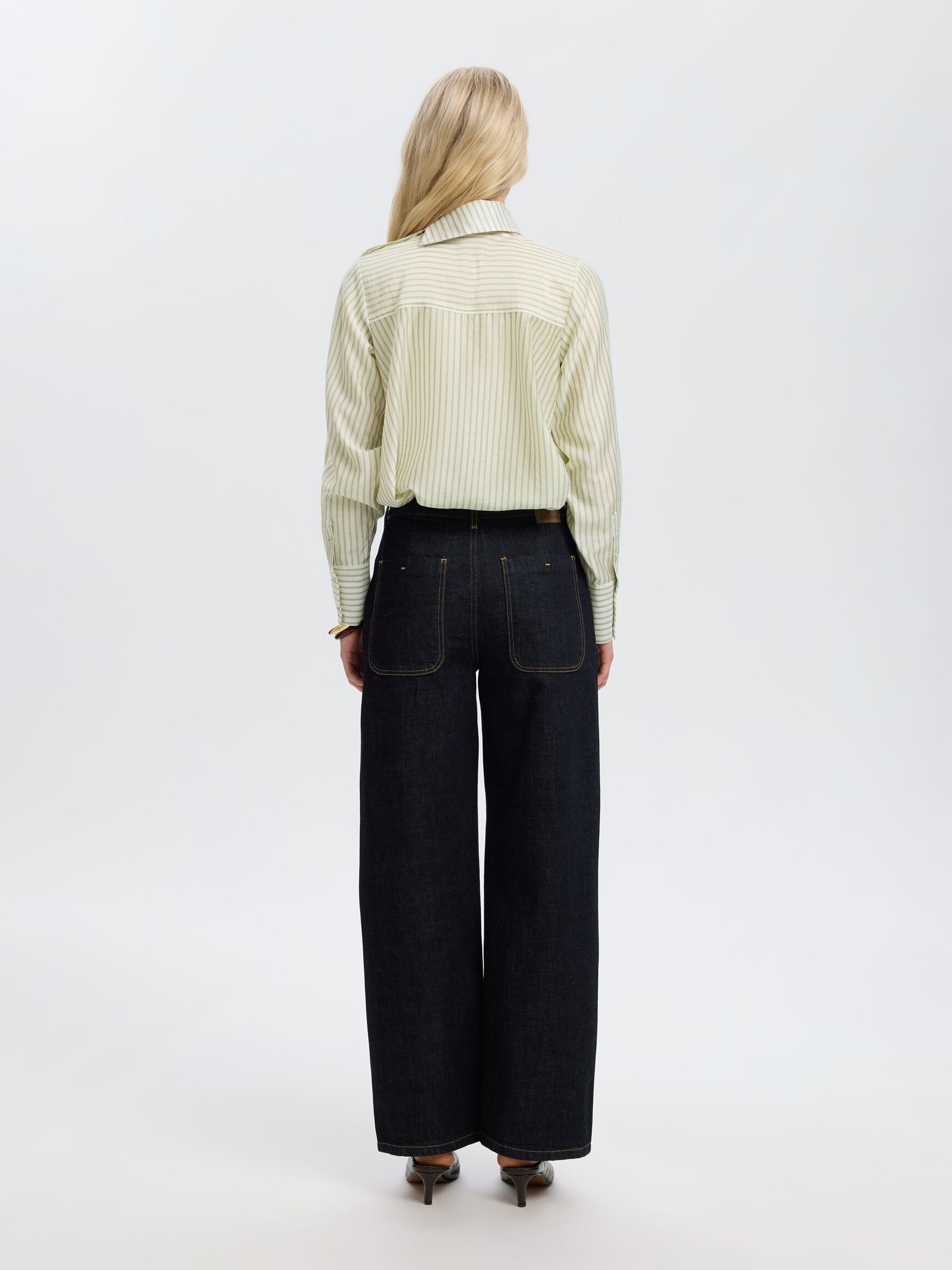 RELAXED FIT BLOUSE
