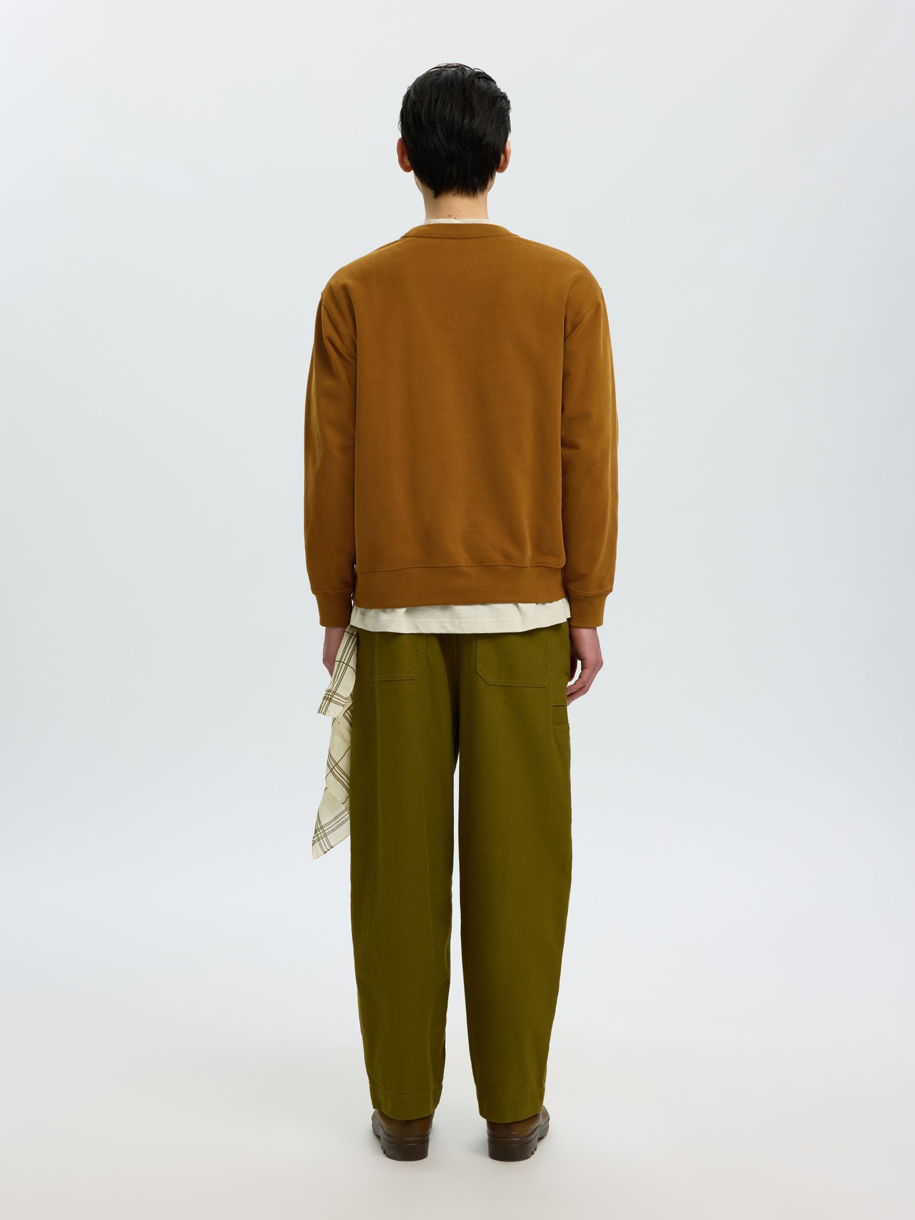 RELAXED FIT SWEATSHIRT