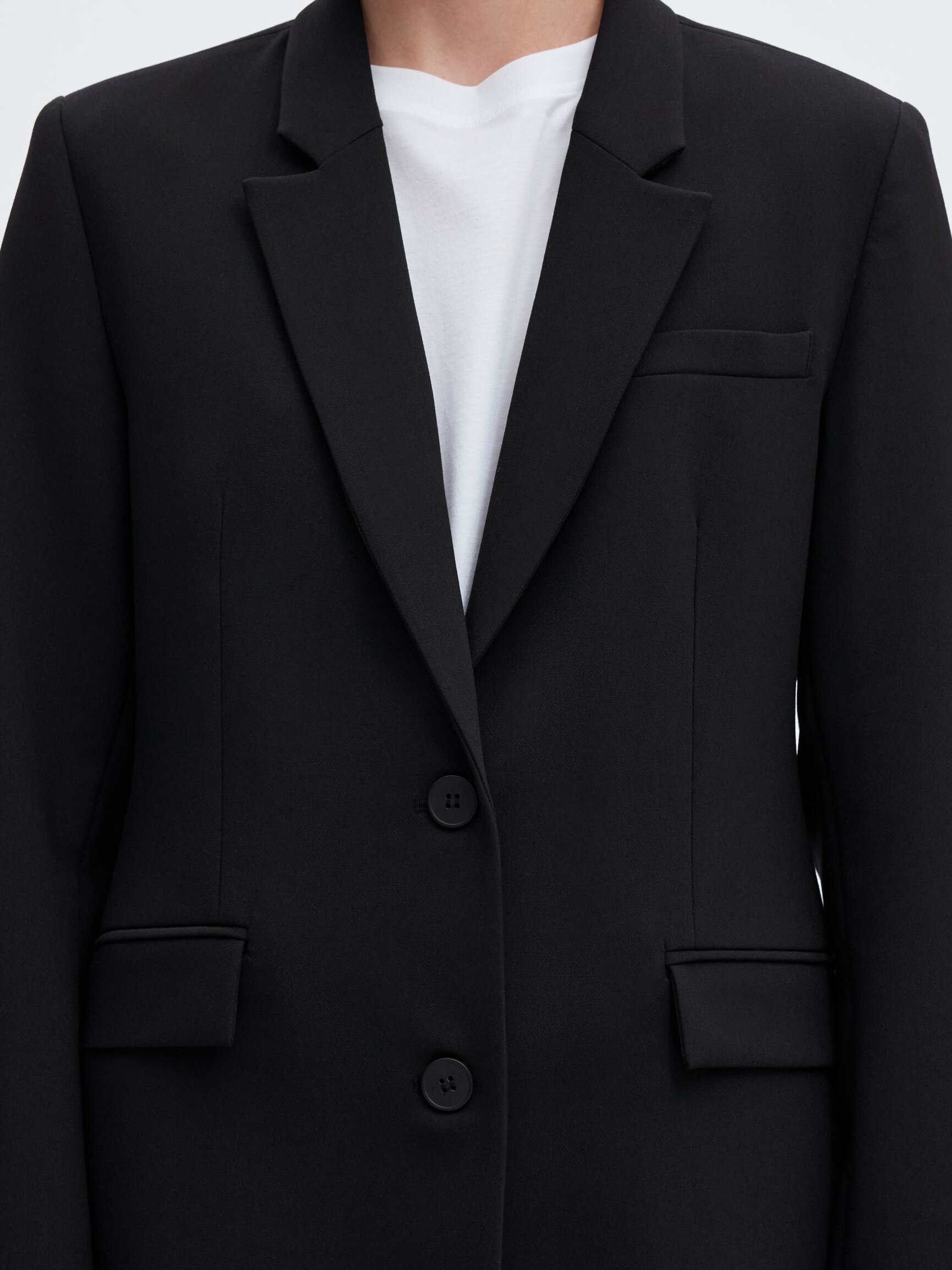 KLASSISCHER EINREIHIGER BLAZER