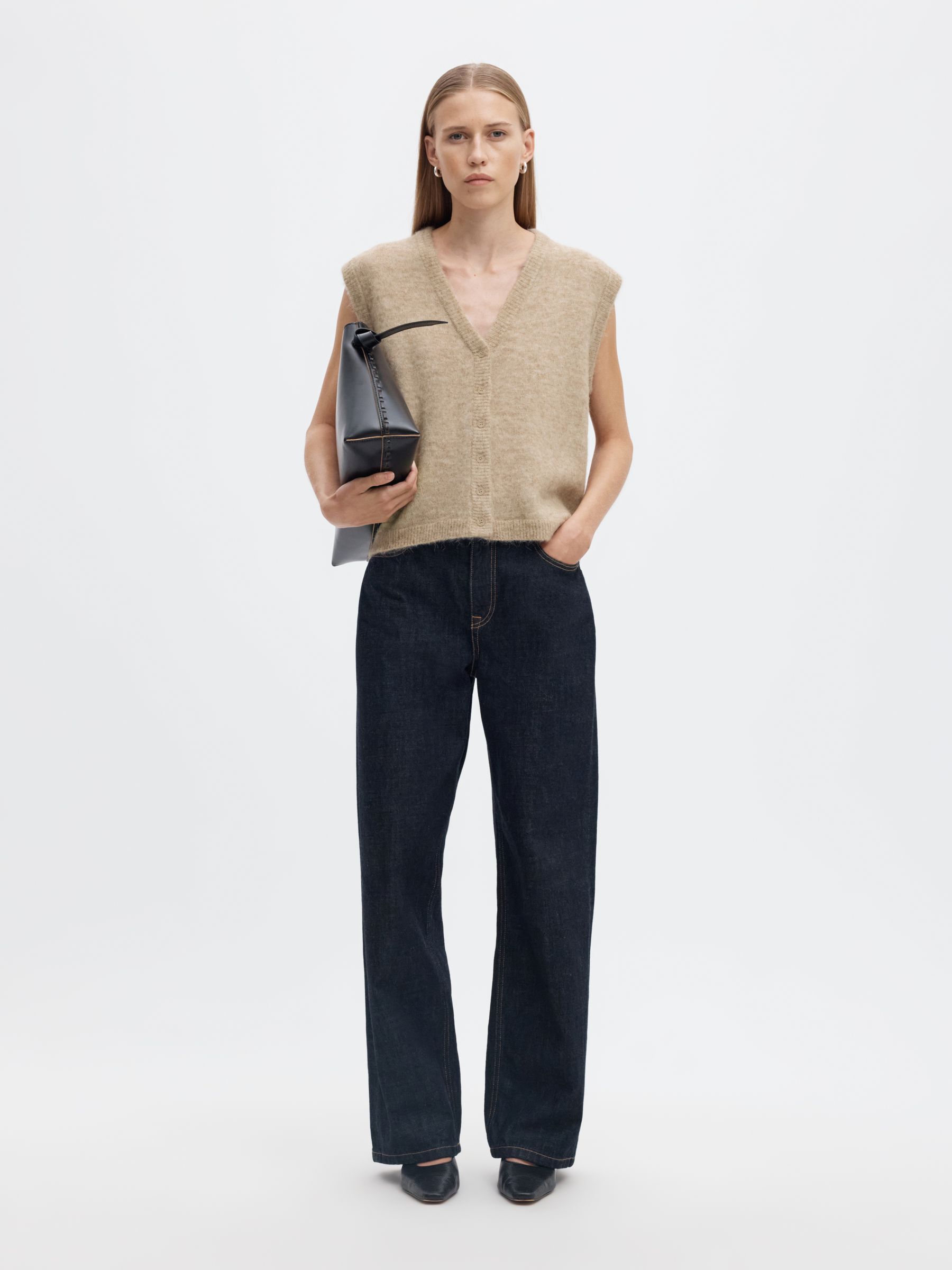 WOOL BLEND KNITTED VEST