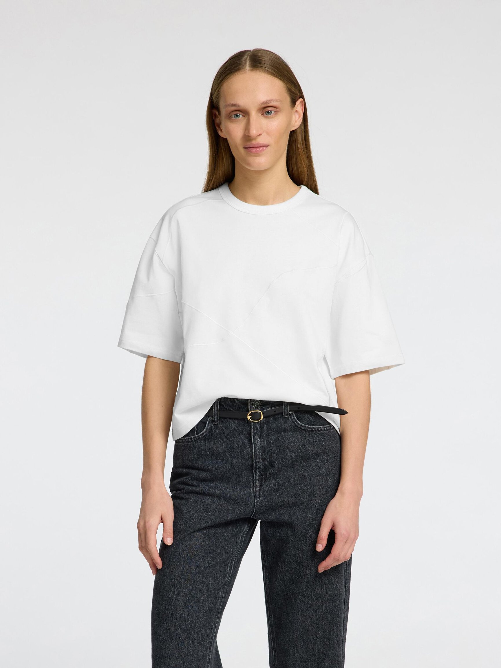 EMBROIDERED CROPPED T-SHIRT