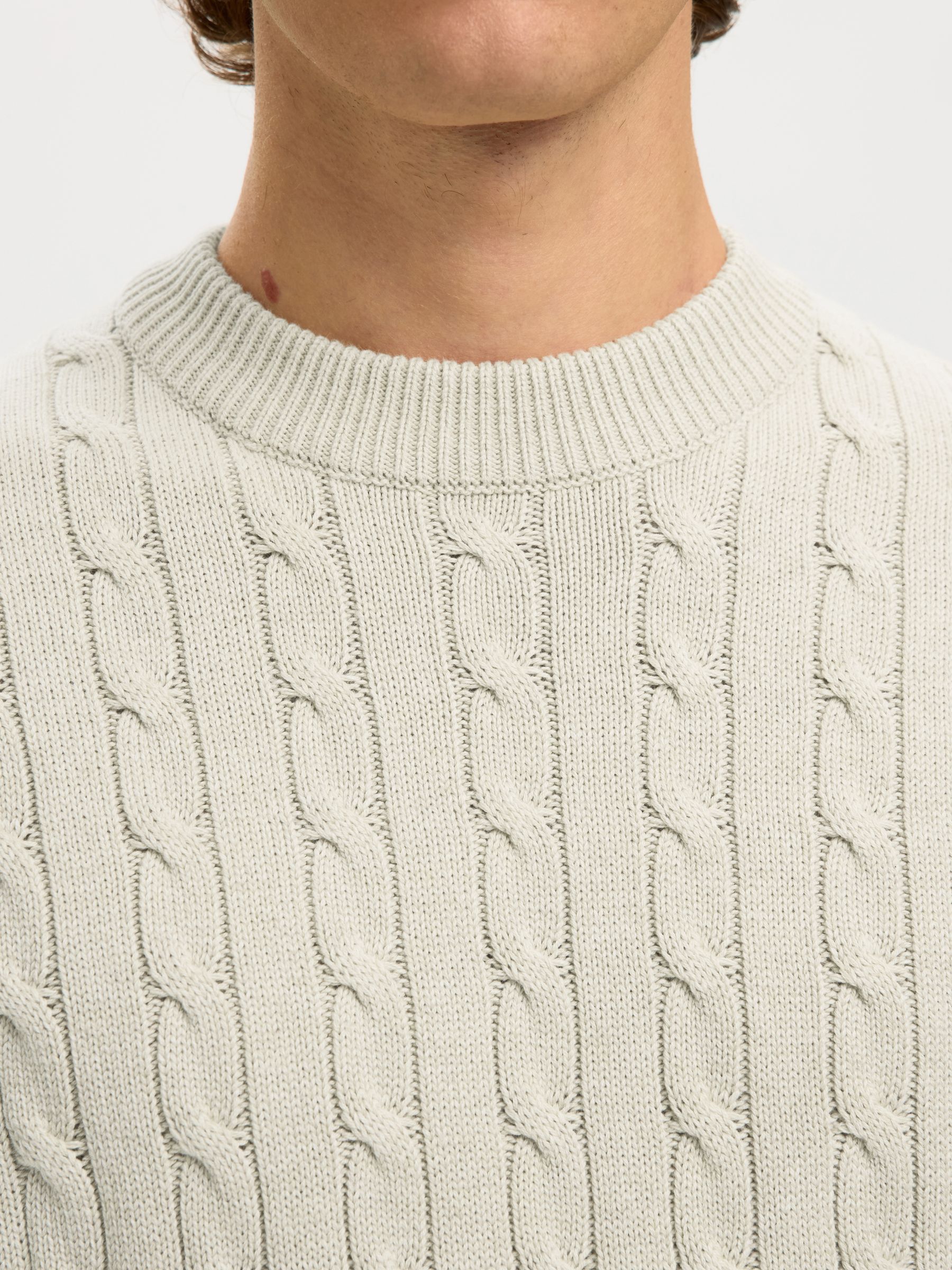 CABLE KNIT KNITTED JUMPER