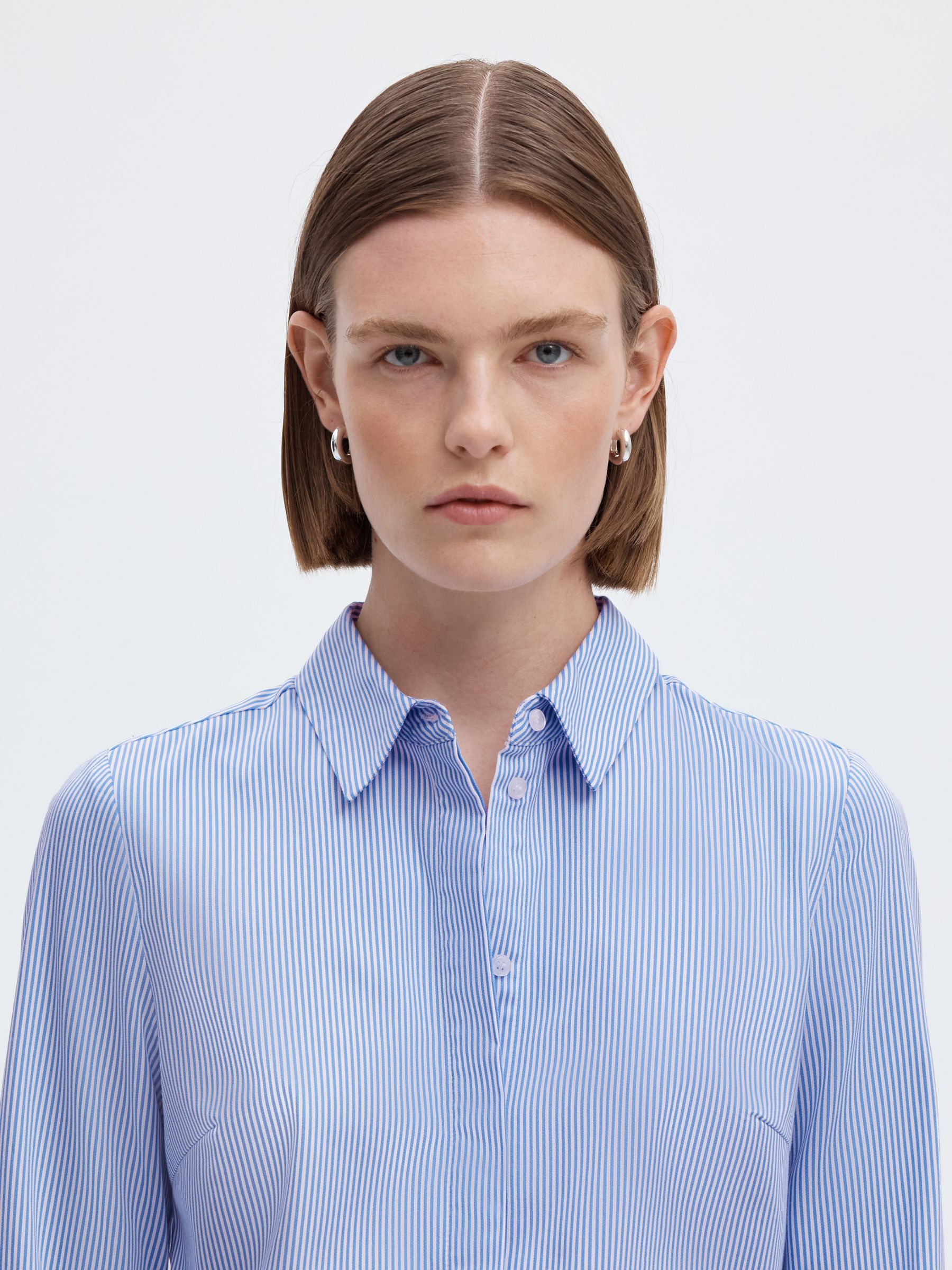 FITTED STRIPED SHIRT