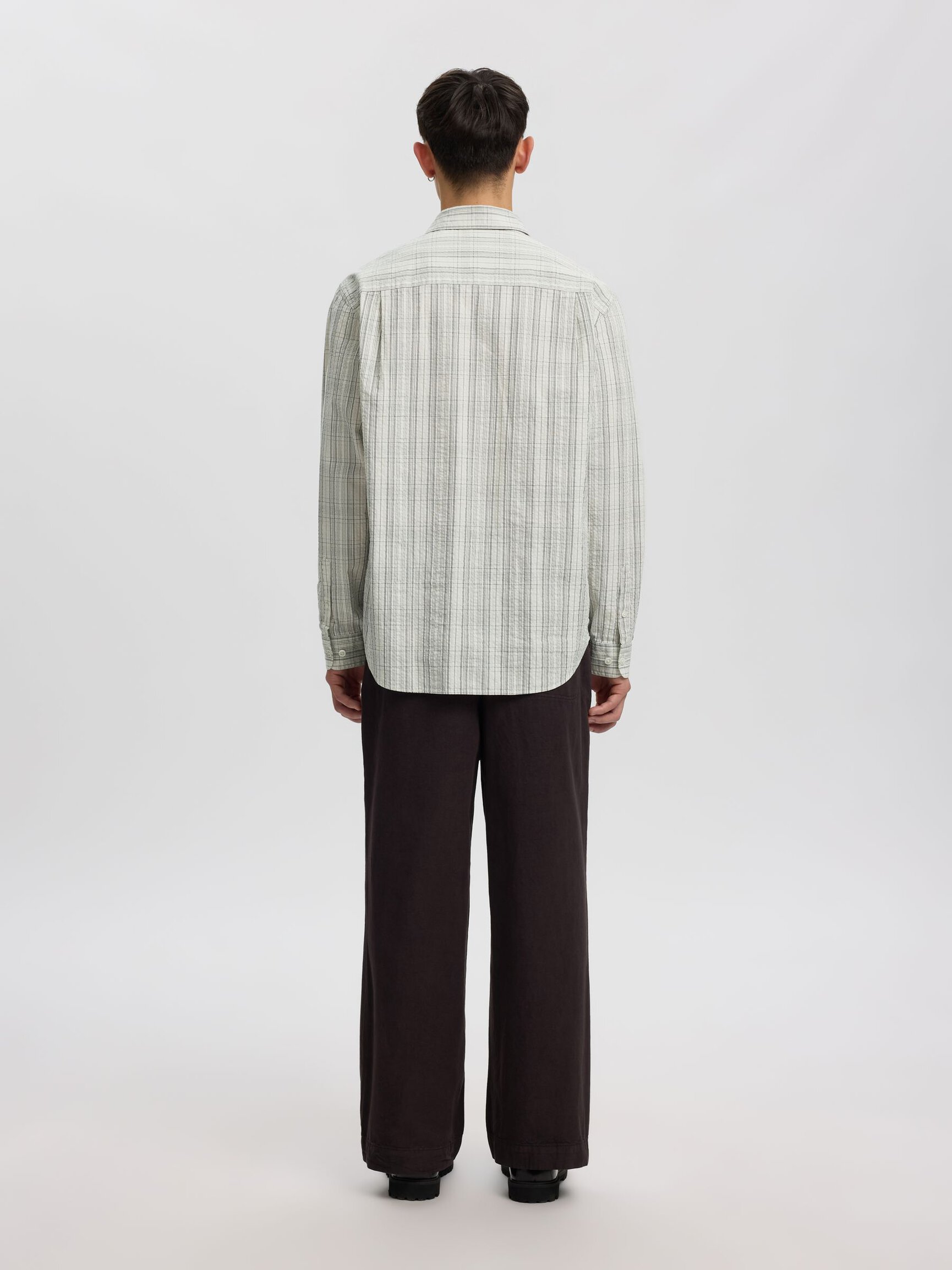 SEERSUCKER LONG SLEEVED SHIRT