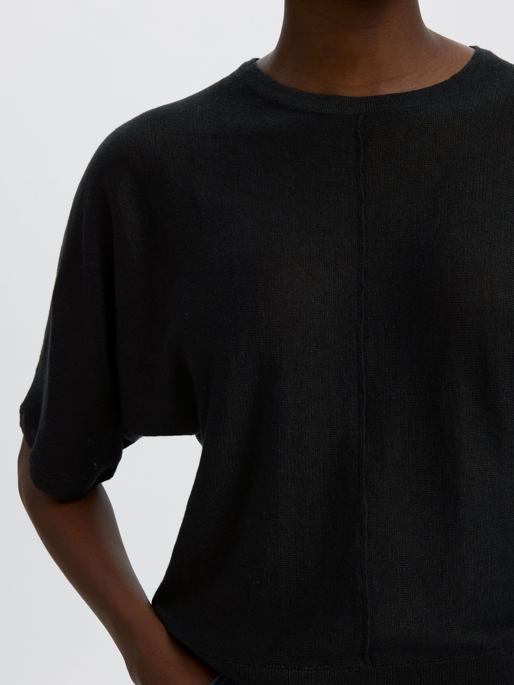 100% LINEN KNITTED TOP