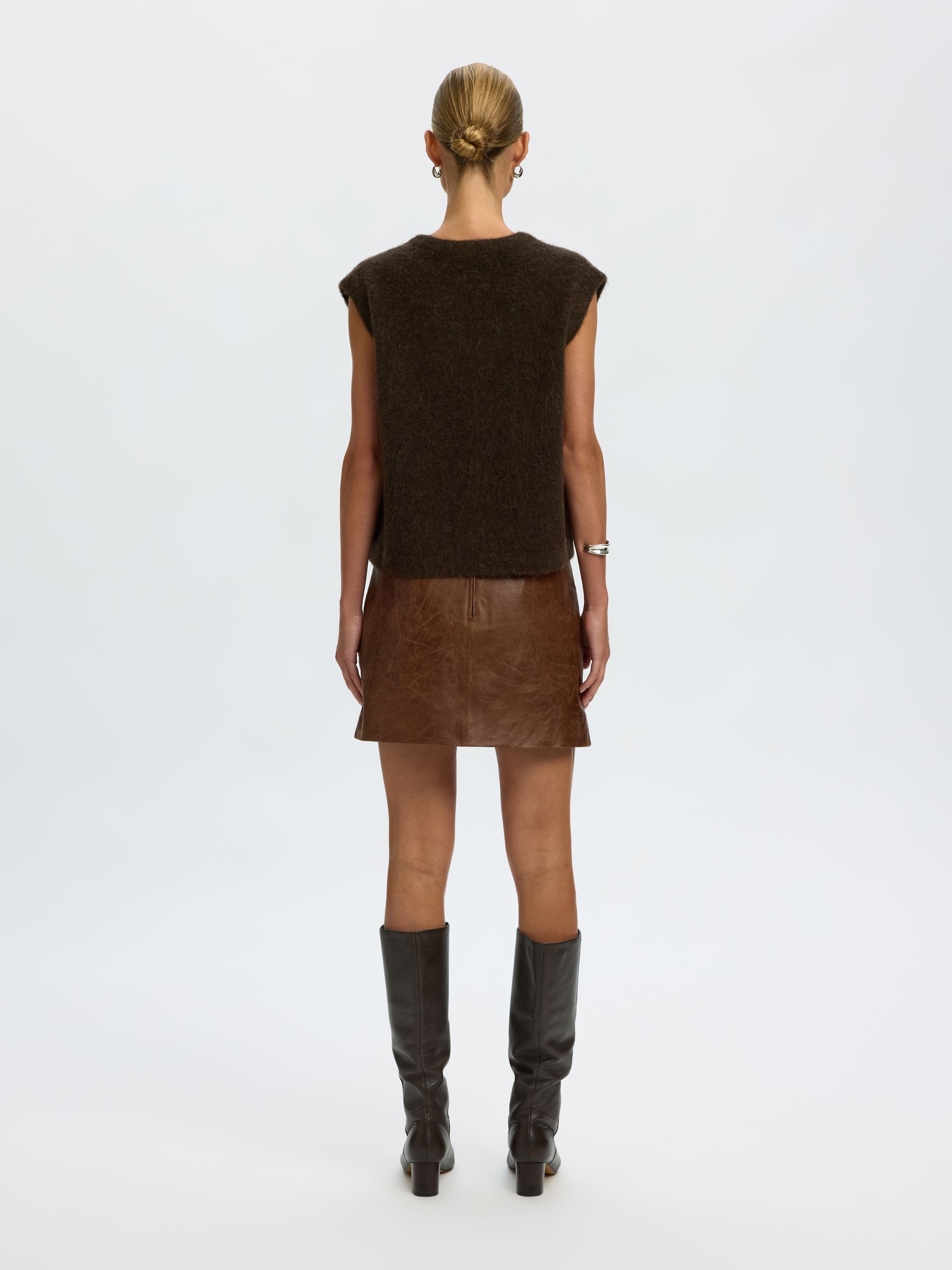 WOOL BLEND KNITTED VEST
