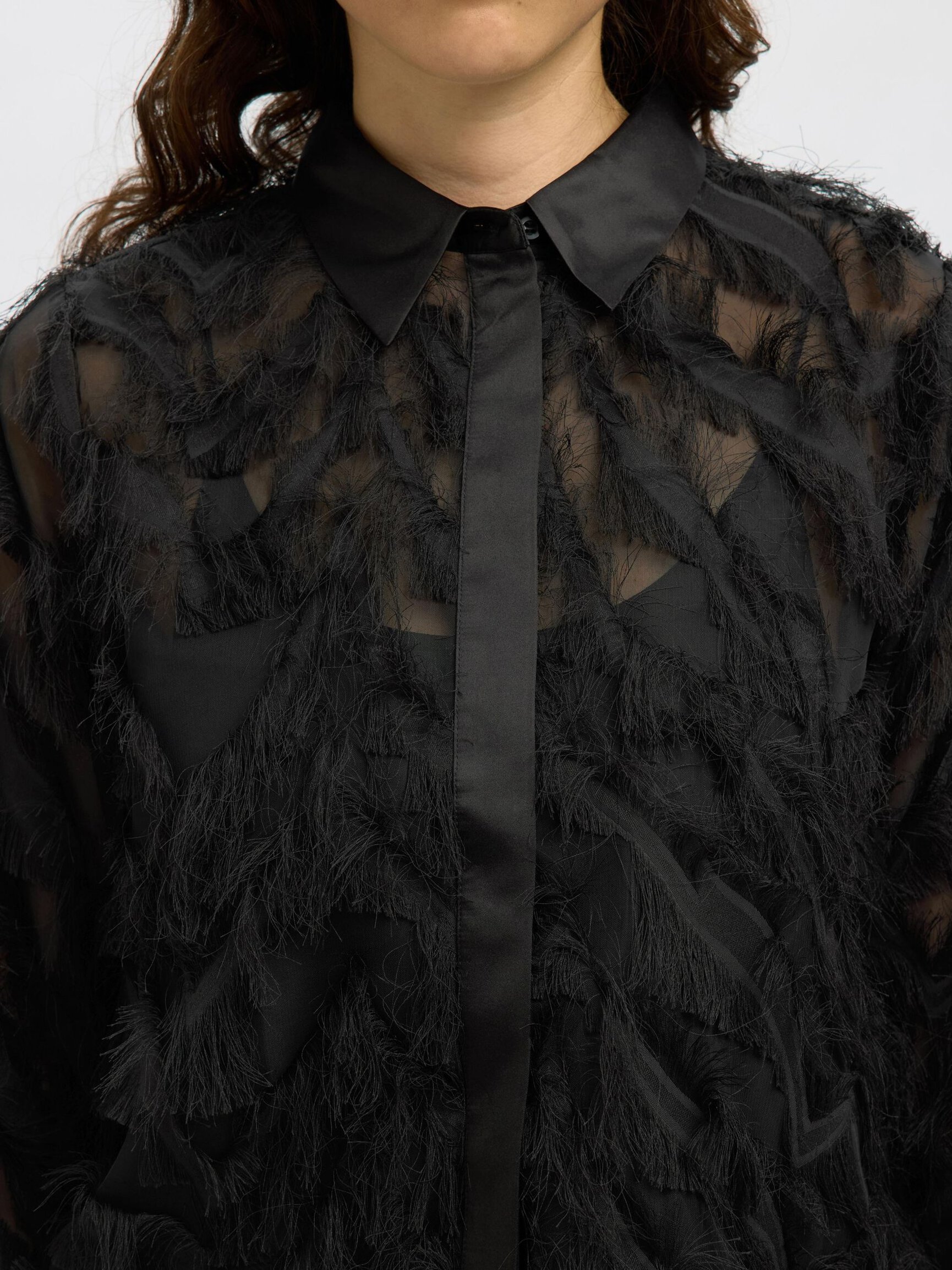 TEXTURED CROPPED SHIRT