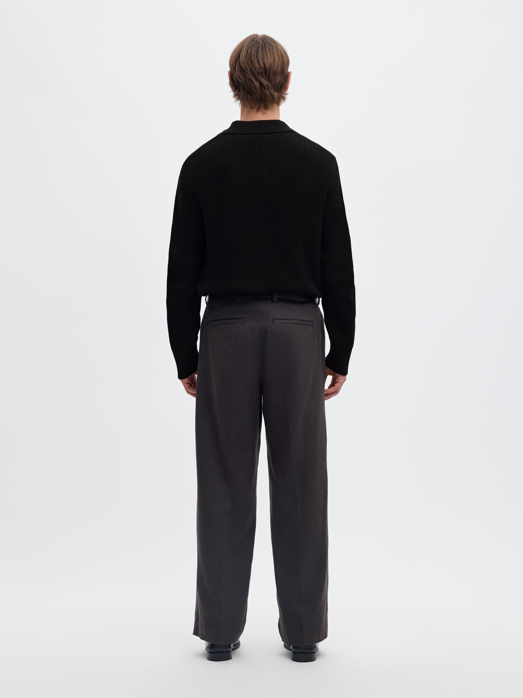 RIBBED KNITTED POLO SHIRT