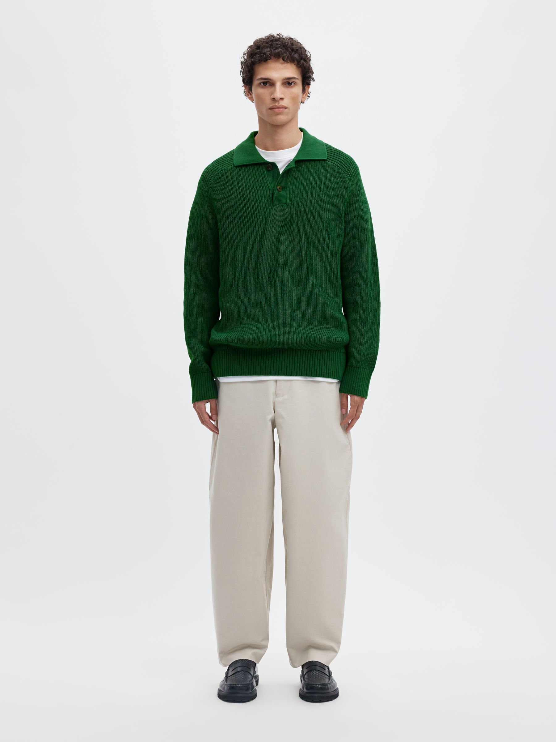 RIBBED KNITTED POLO SHIRT