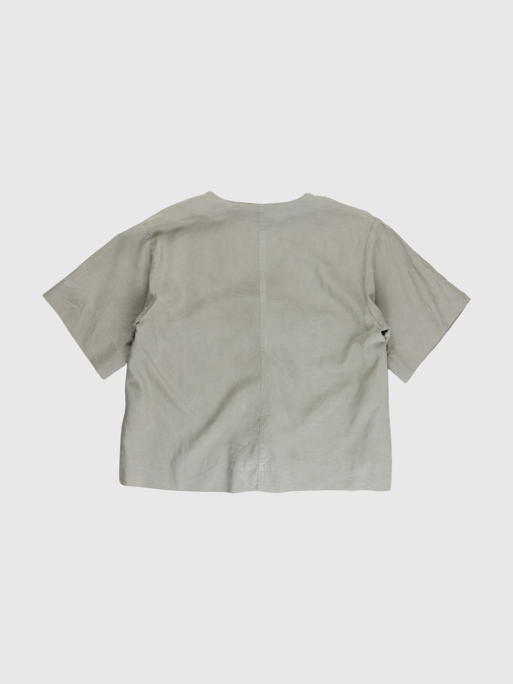 TIE FRONT V-NECK TOP