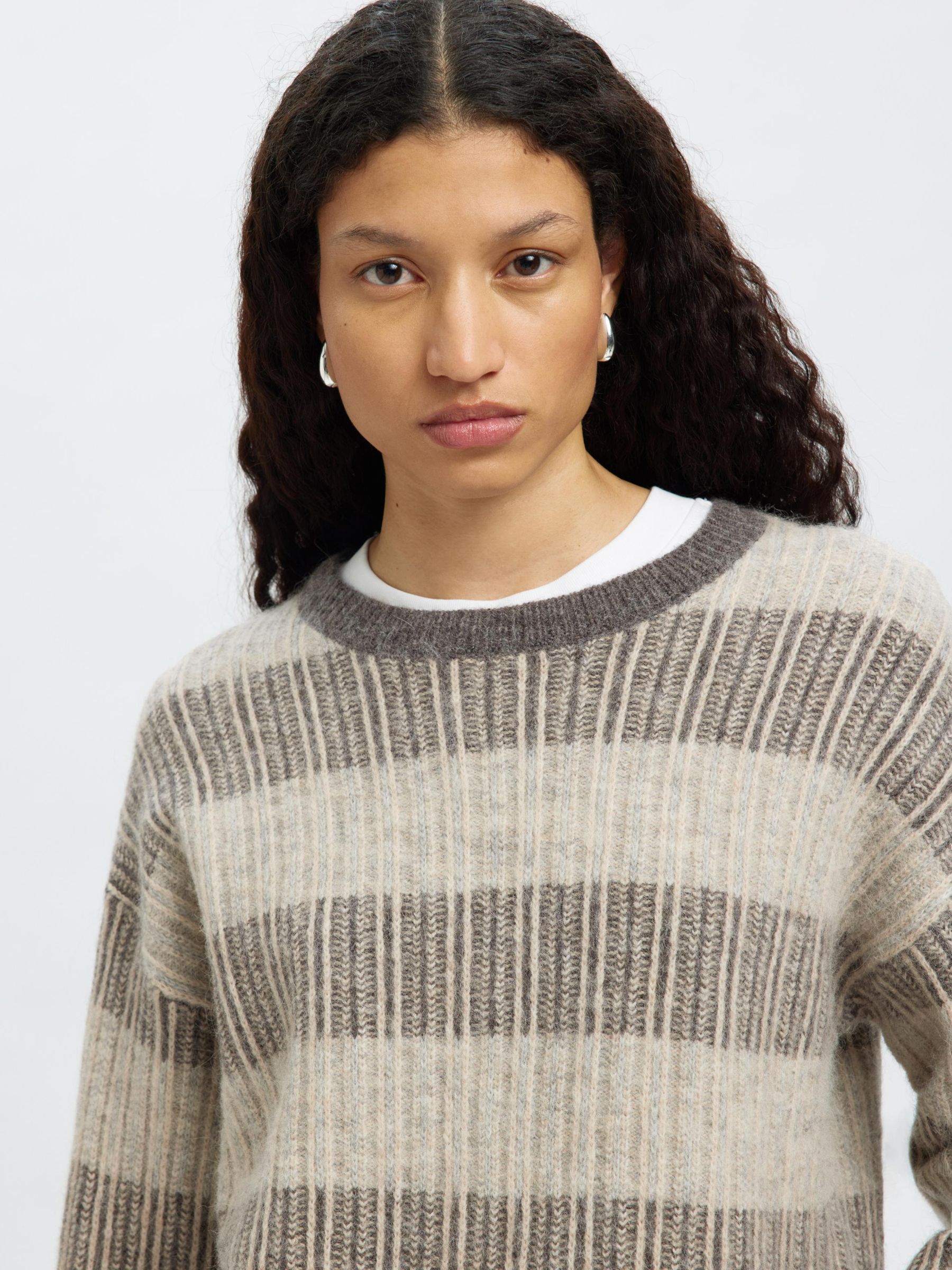 WOOL BLEND KNITTED JUMPER