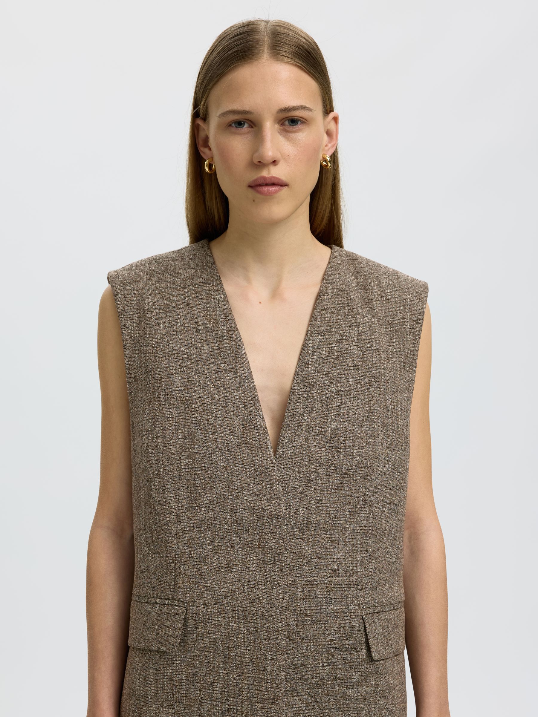 COUPE DÉCONTRACTÉE GILET