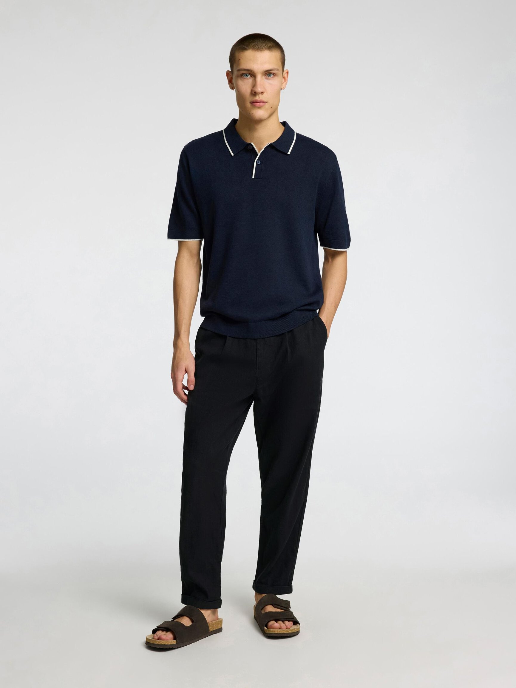 CROPPED RELAXED FIT TROUSERS