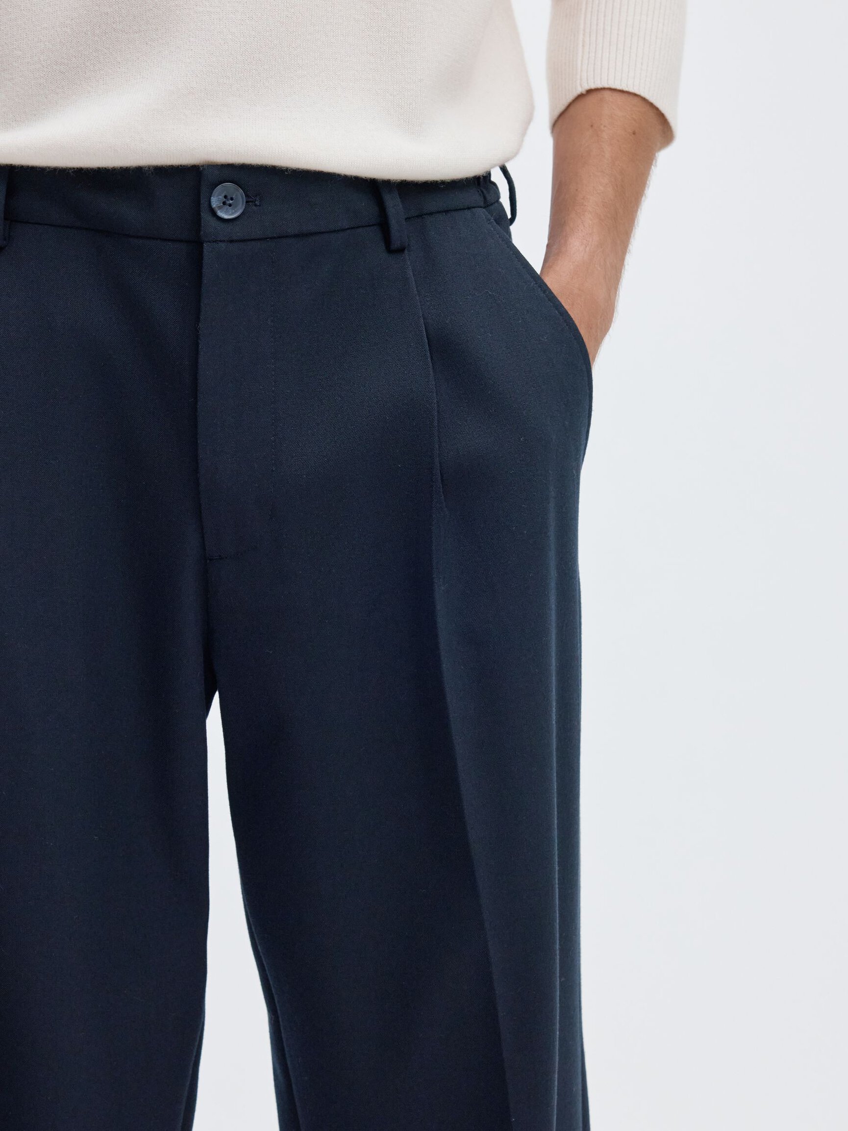 220 LOOSE FIT TROUSERS