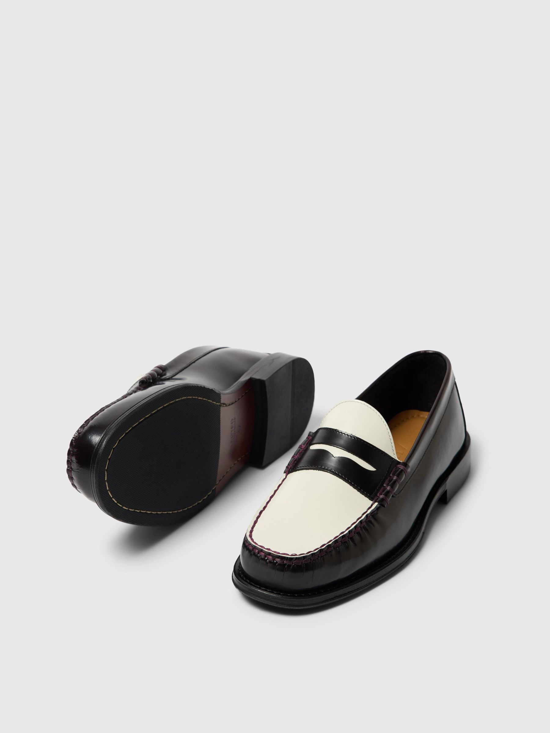LEATHER LOAFERS