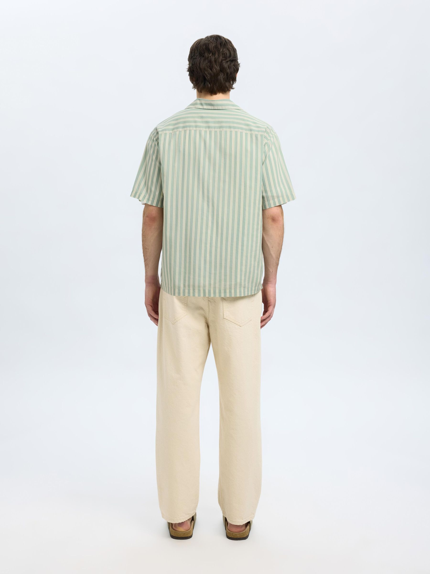 KOSZULA Z KRÓTKIM RĘKAWEM