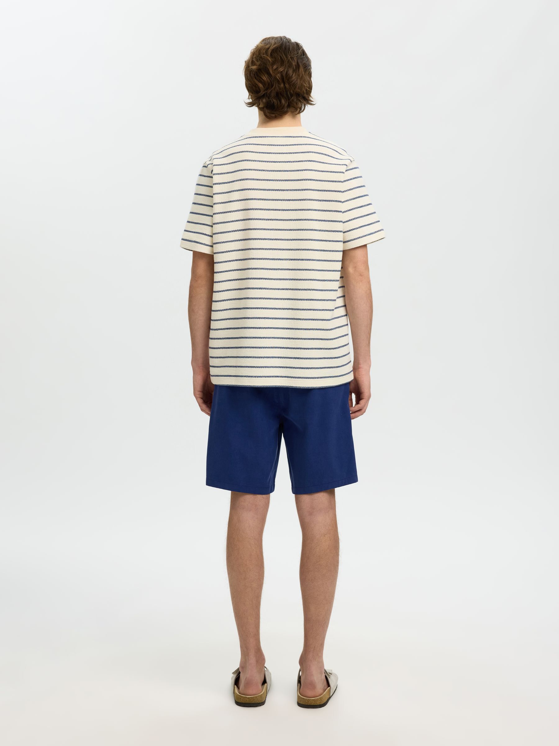 STRIPED REGULAR FIT T-SHIRT