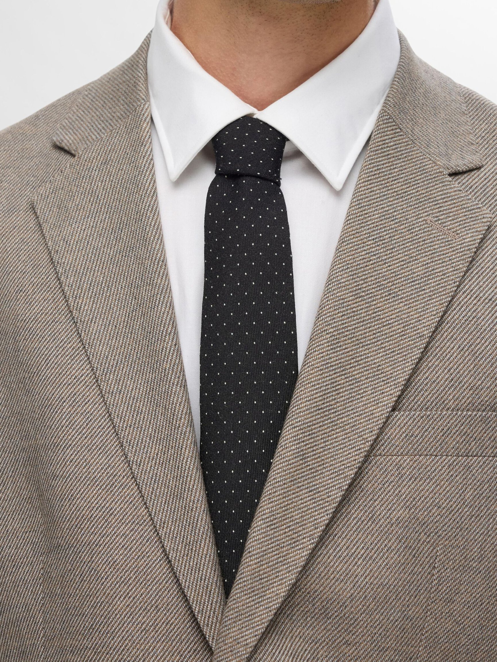 WOOL TIE