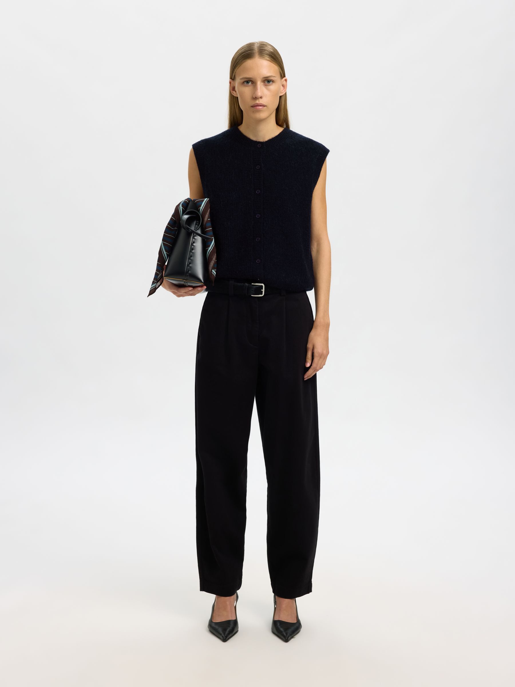 WOOL BLEND  KNITTED VEST