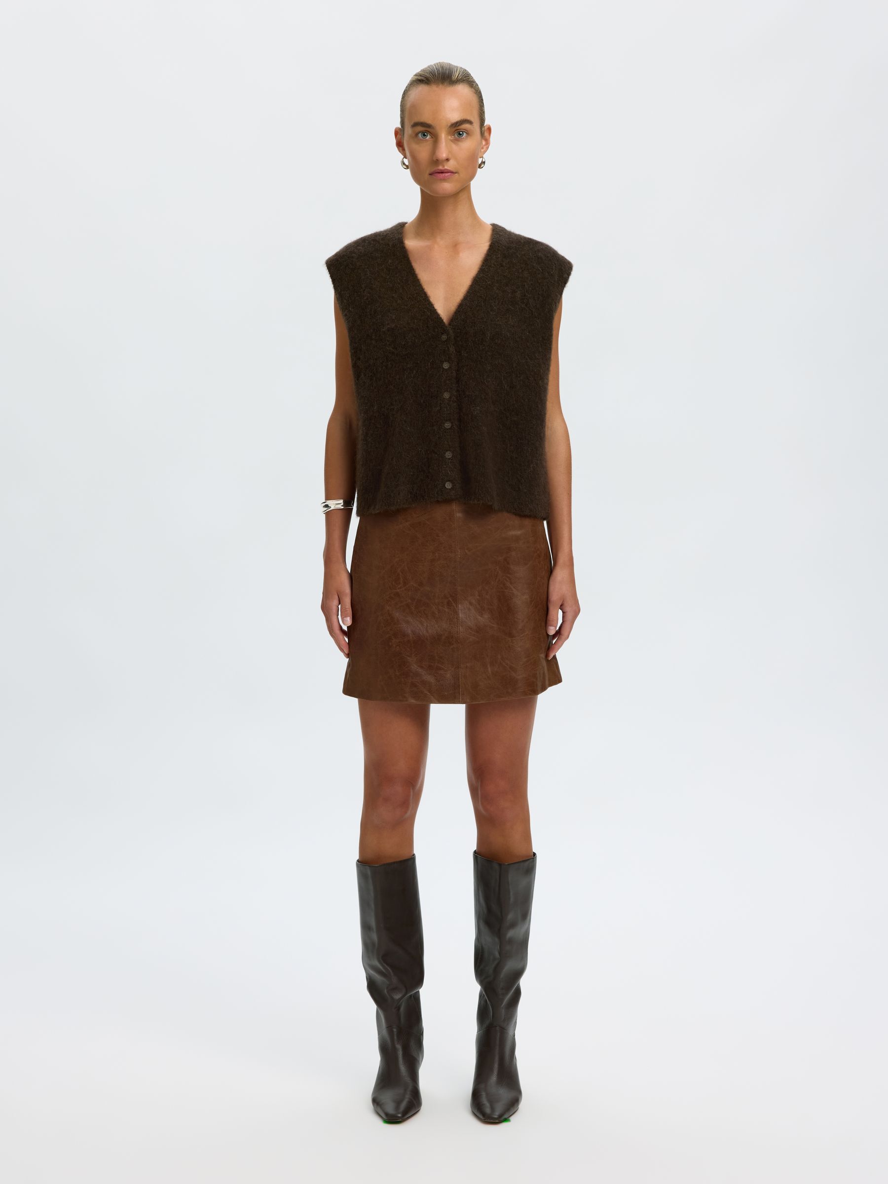 WOOL BLEND KNITTED VEST