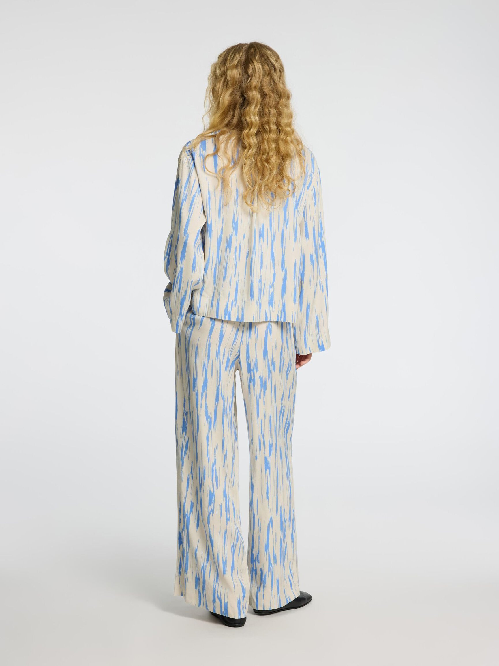 PRINTED VISCOSE LONG SLEEVED TOP