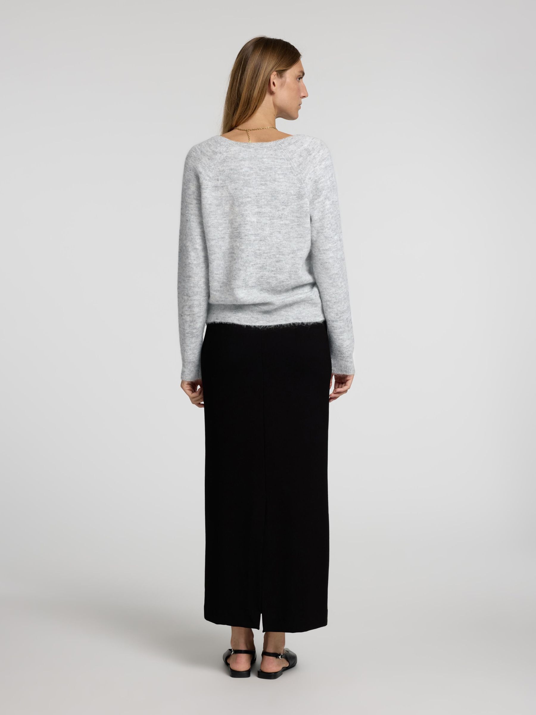 ULLBLANDNING V-RINGNING TRÖJA