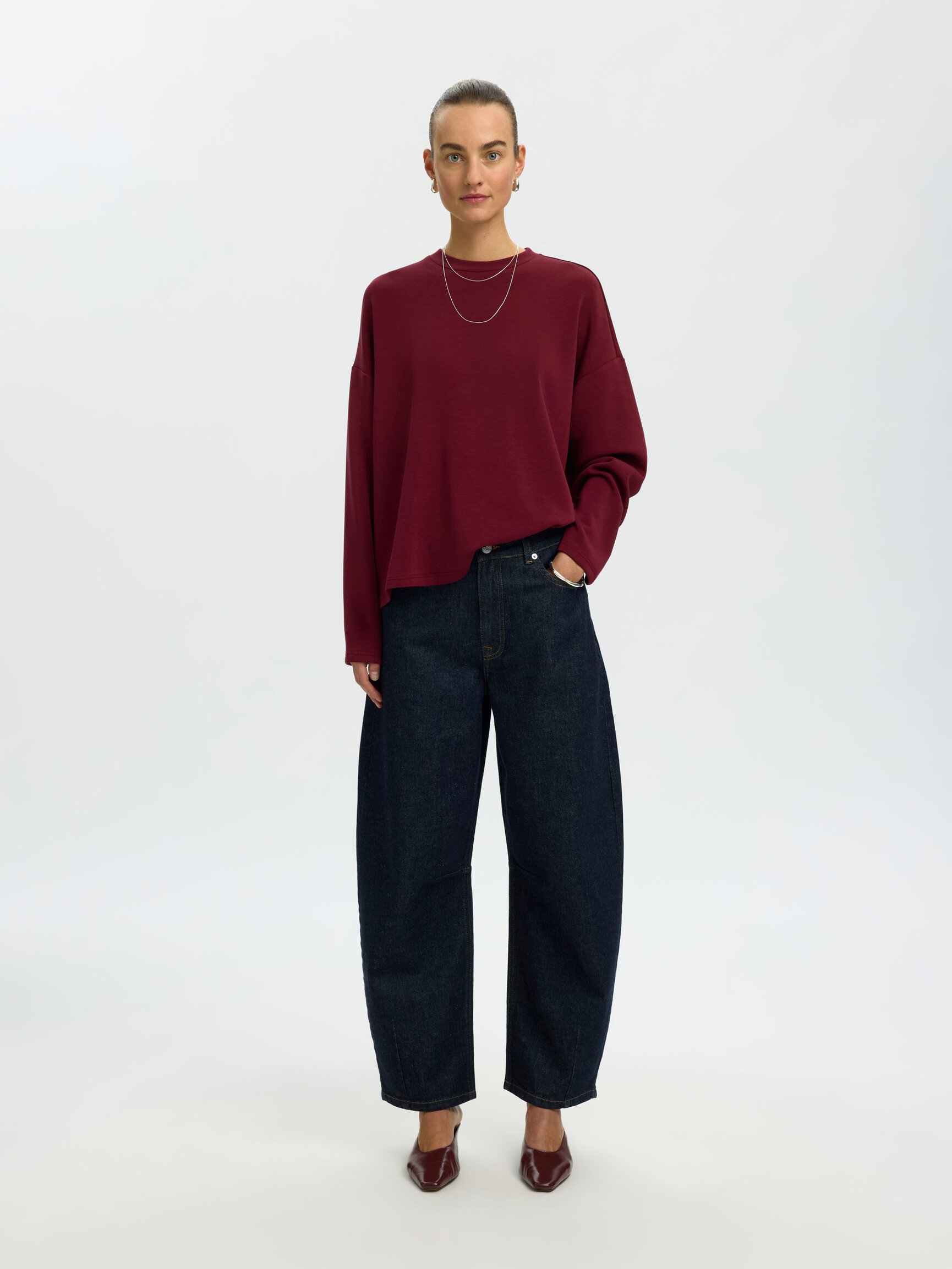 OVERSIZED LONG SLEEVED TOP