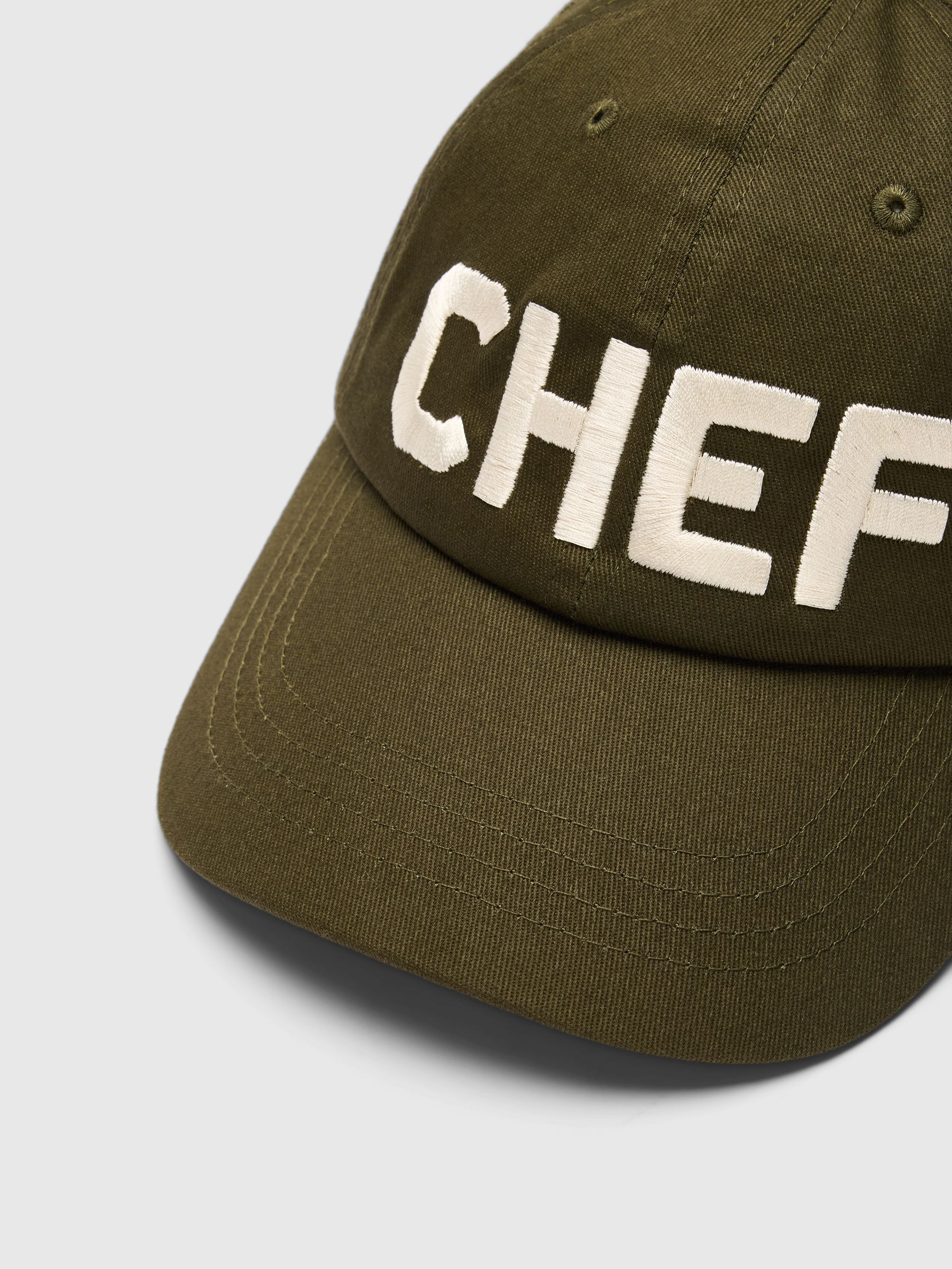 EMBROIDERED CAP