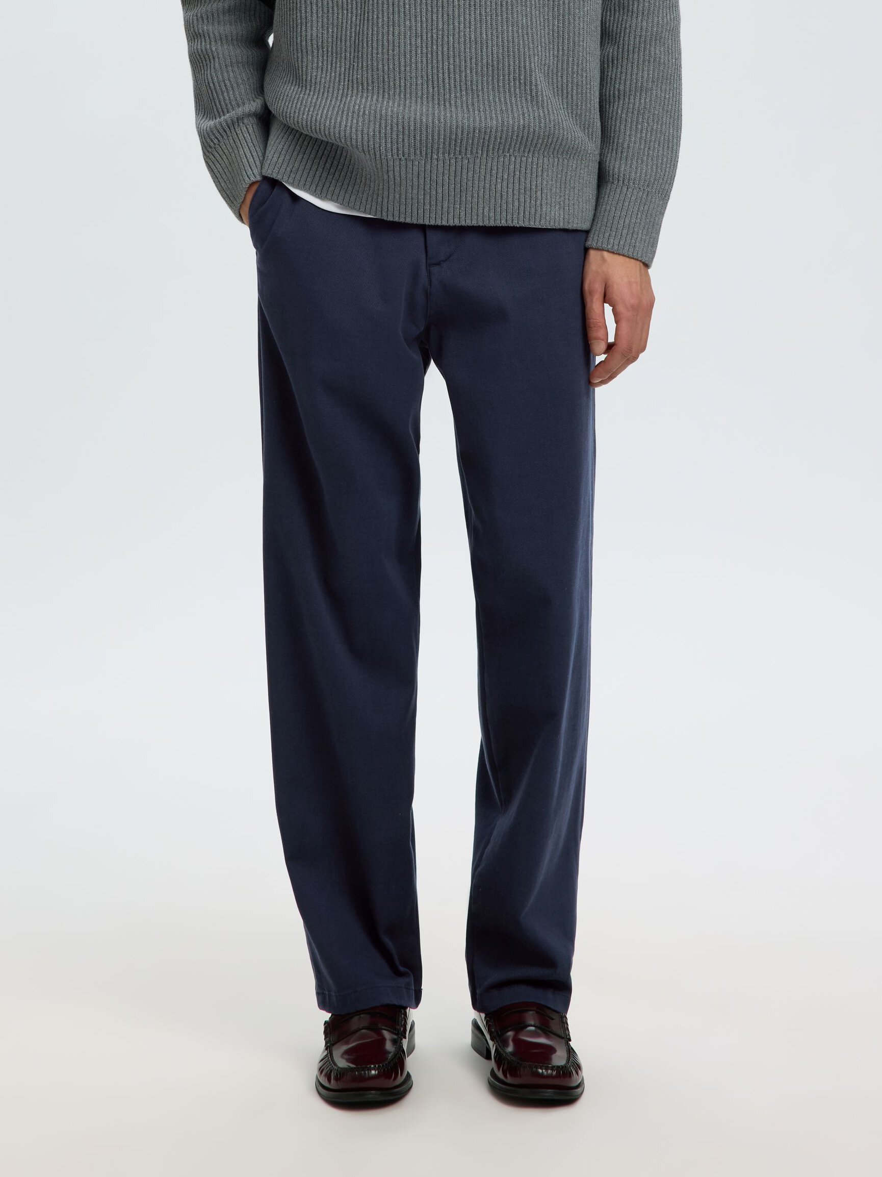 220 LOOSE FIT TROUSERS