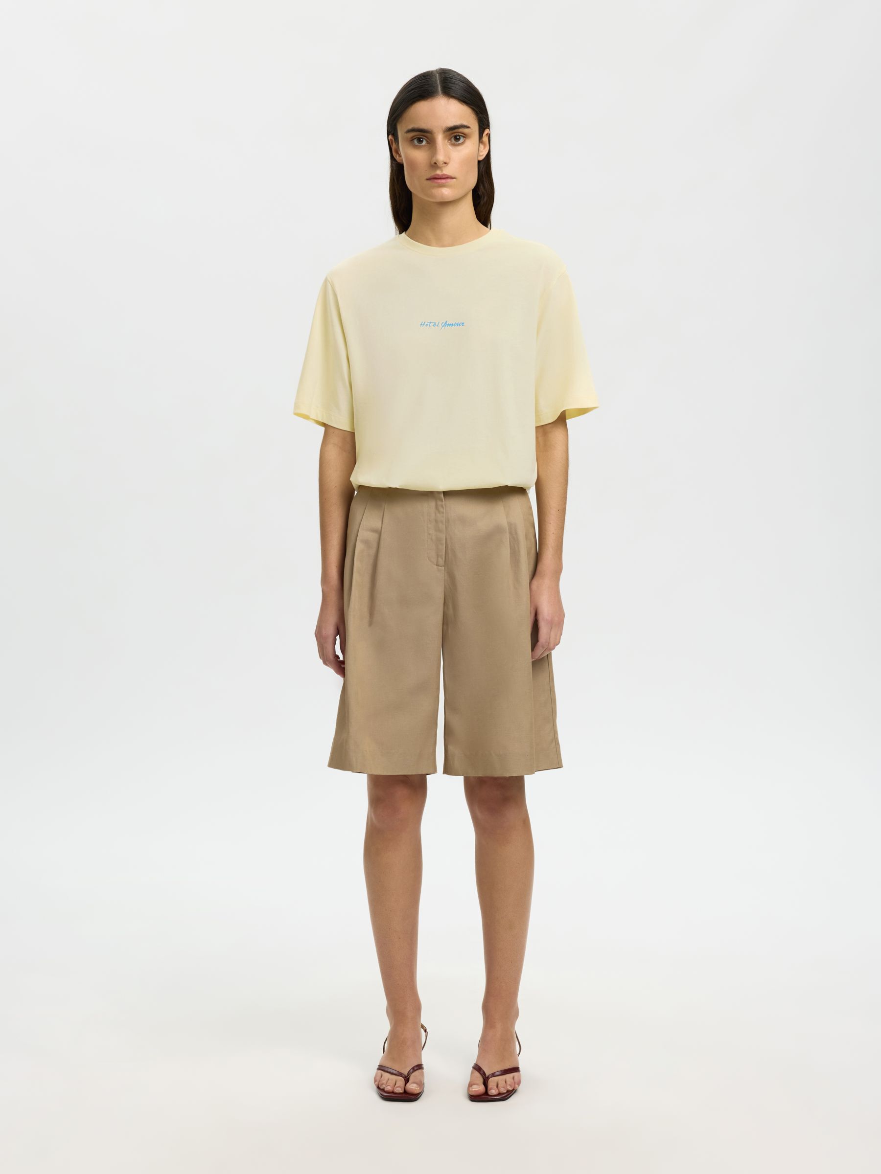 REGULAR FIT PRINTED T-SHIRT